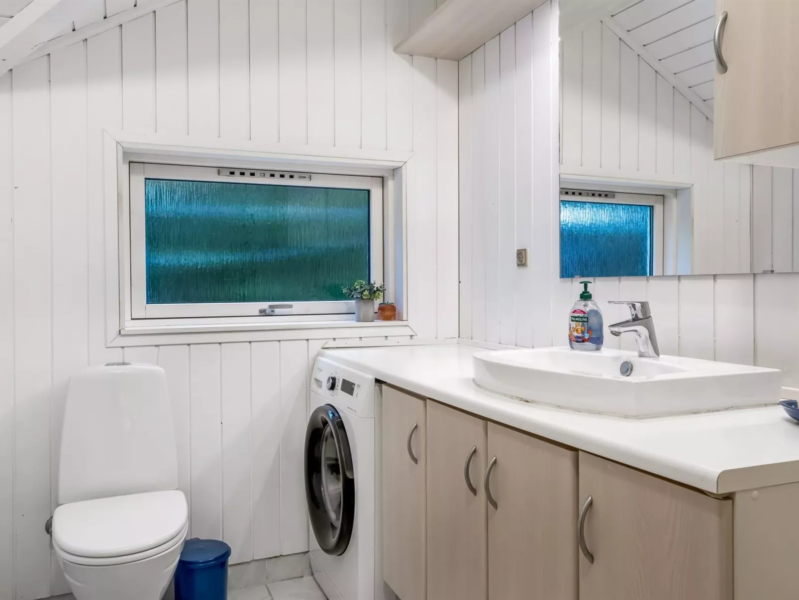 "Melisa" - 28km from the sea-Inside