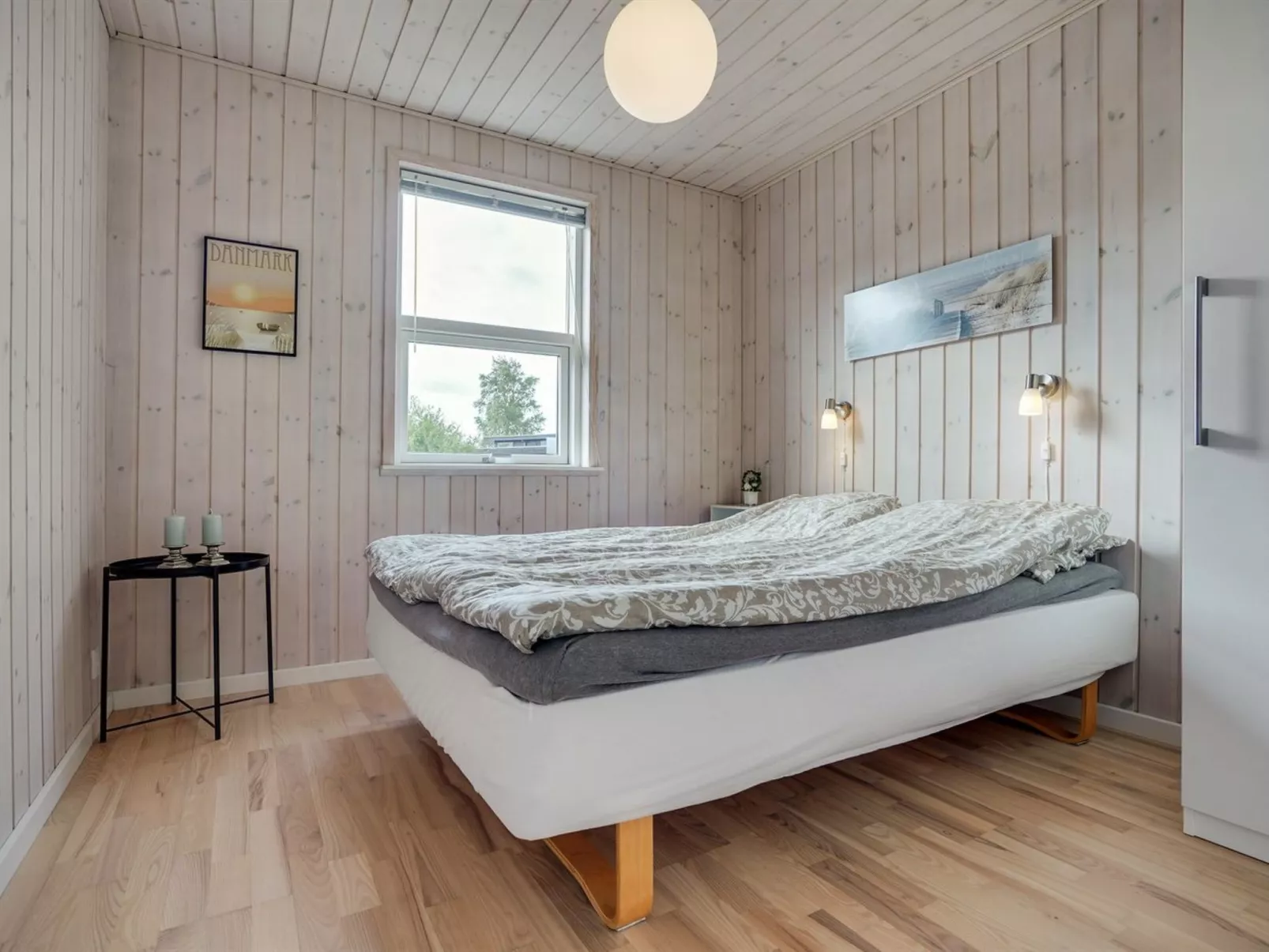 "Thure" - 1km from the sea-Inside