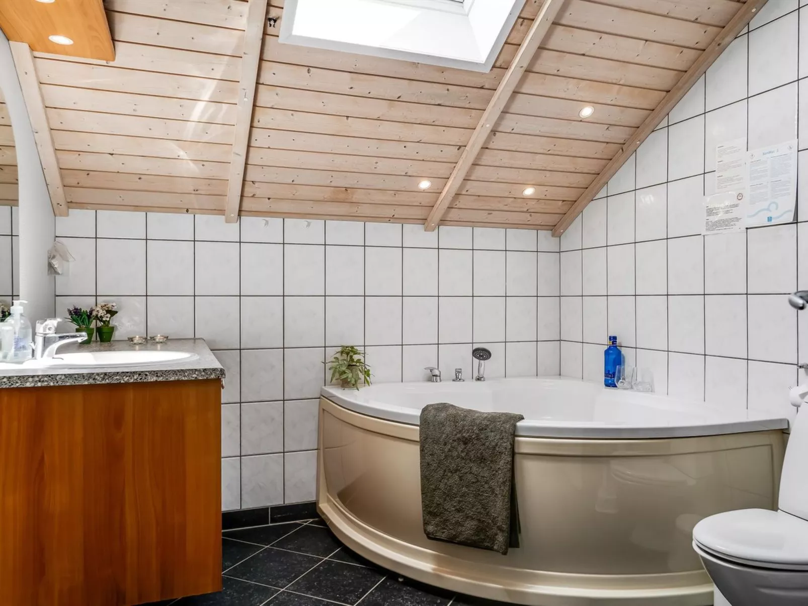 "Gottfrede" - 600m from the sea-Drinnen