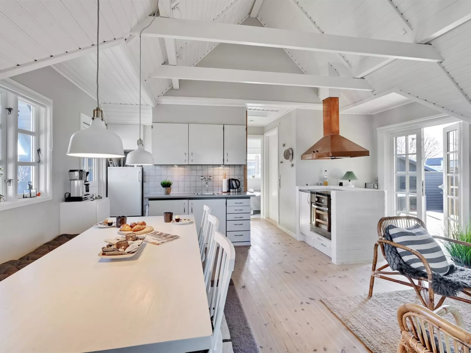 "Ulv" - 25m from the sea-Dedans