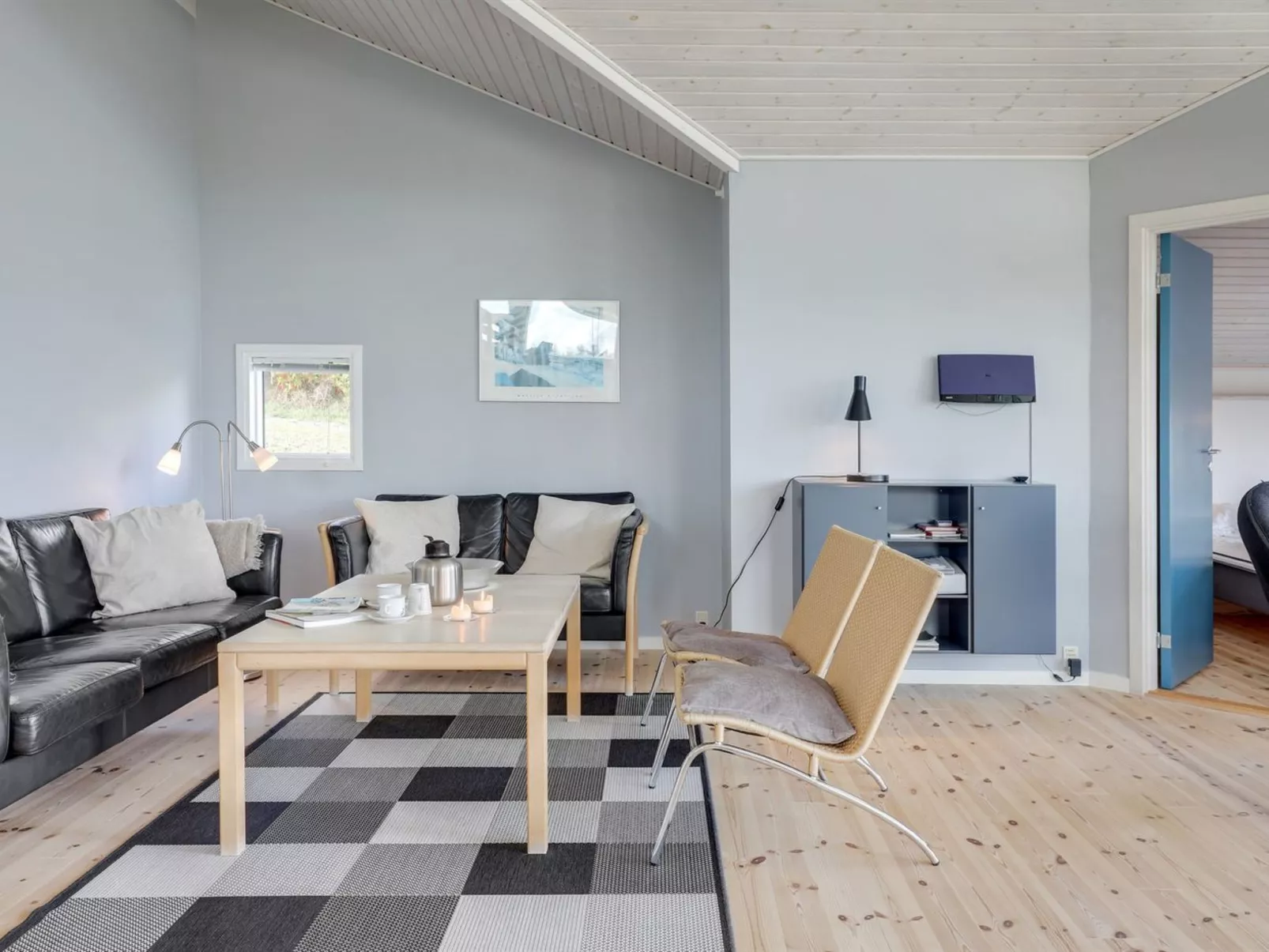 "Tjelle" - 300m from the sea-Inside