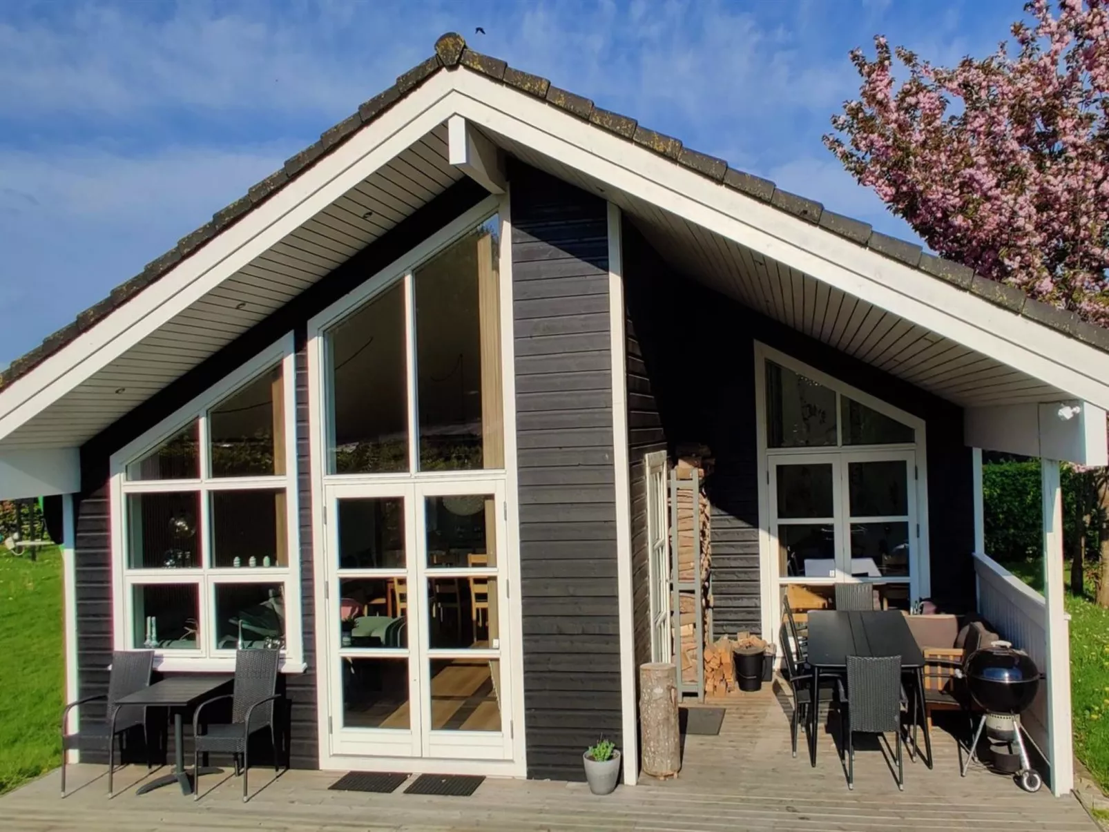 "Holmwith" - 200m from the sea-Draußen