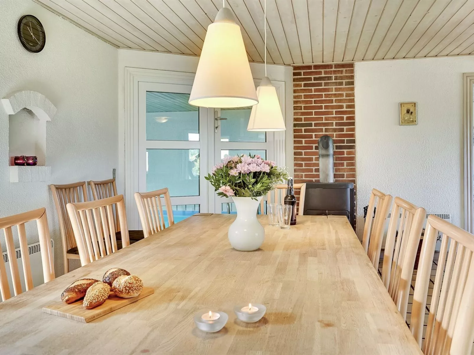 "Aurelia" - 500m to the fjord-Drinnen