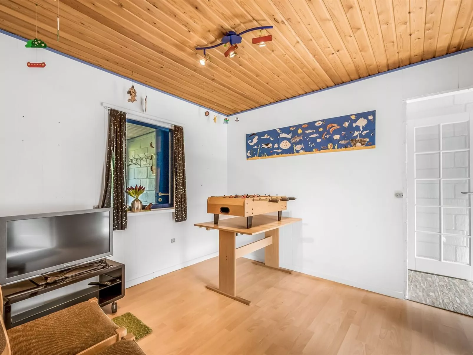 "Marillia" - 2km from the sea-Inside