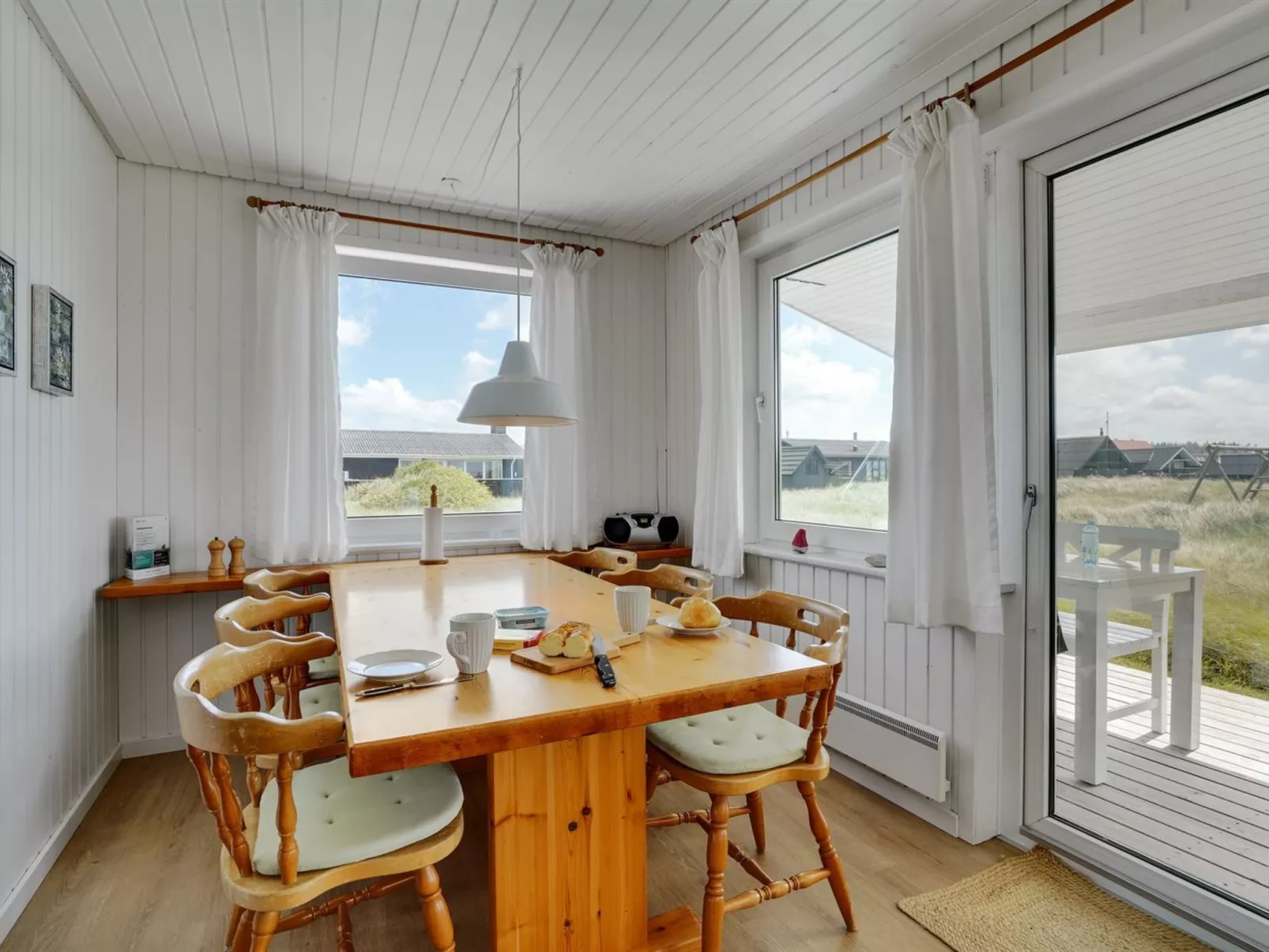 "Usko" - 250m from the sea-Drinnen