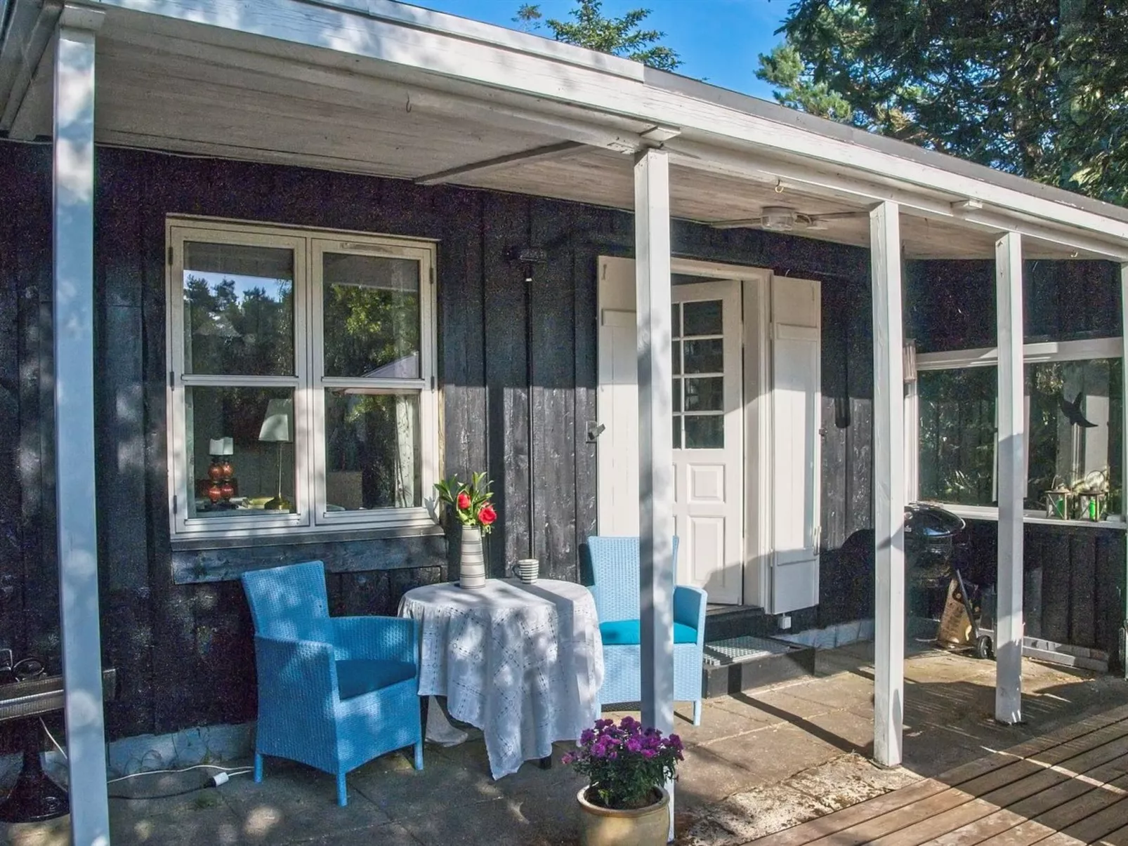 "Laurine" - 2.7km from the sea-Outside