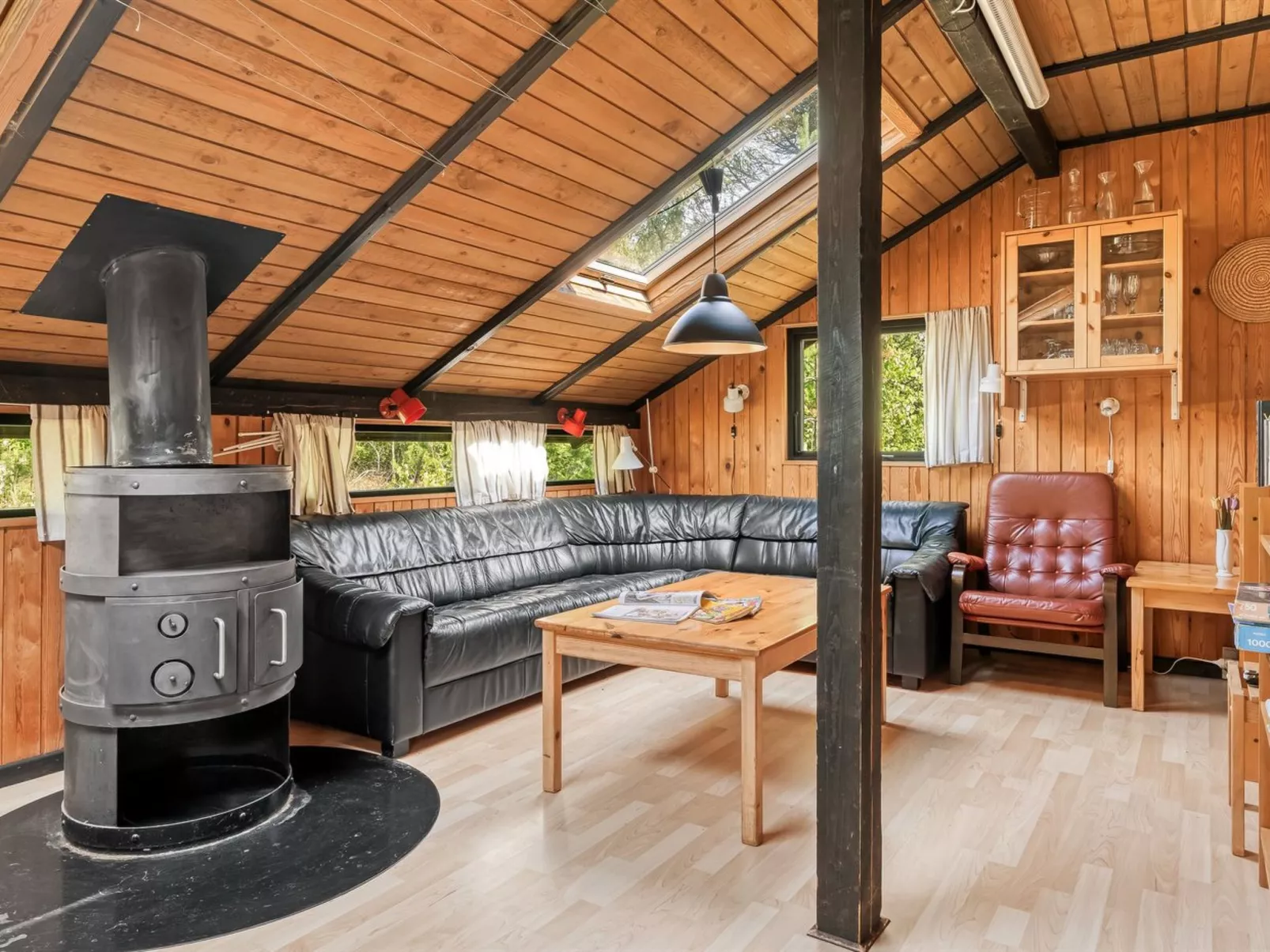 "Elfrieda" - 1.6km from the sea-Dedans