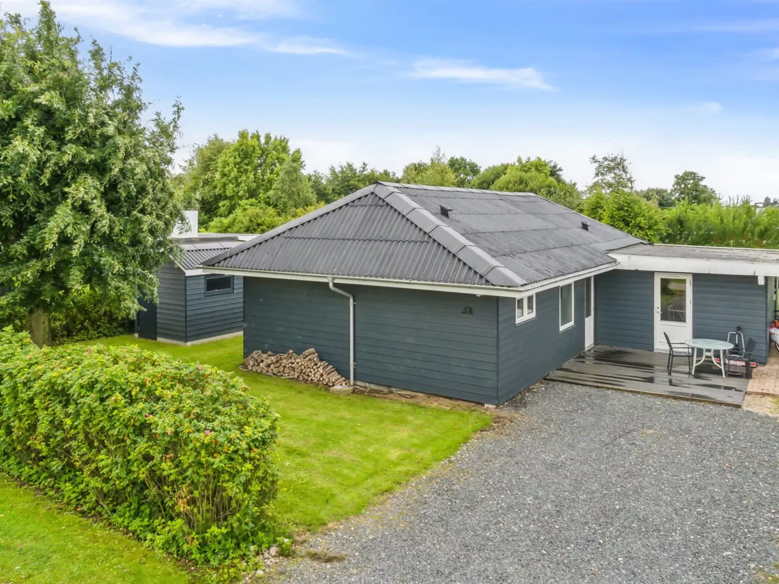 "Thala" - 150m from the sea-Outside