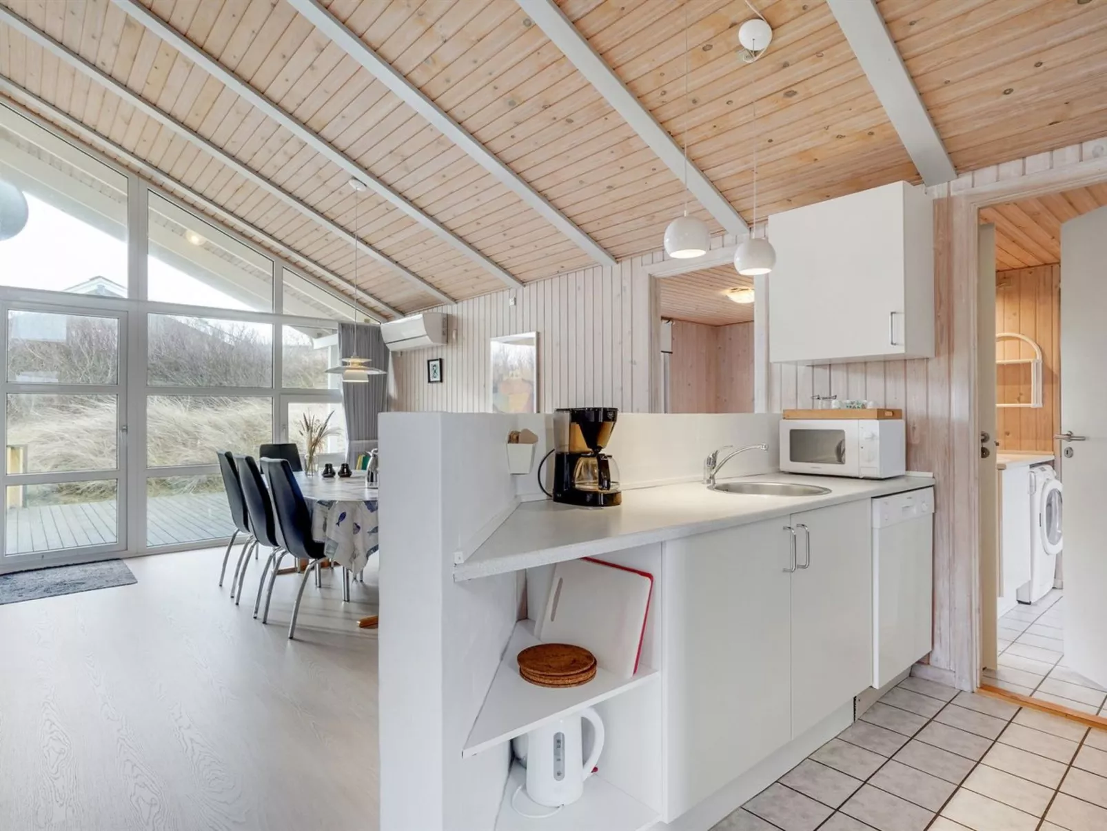 "Midja" - 800m from the sea-Inside