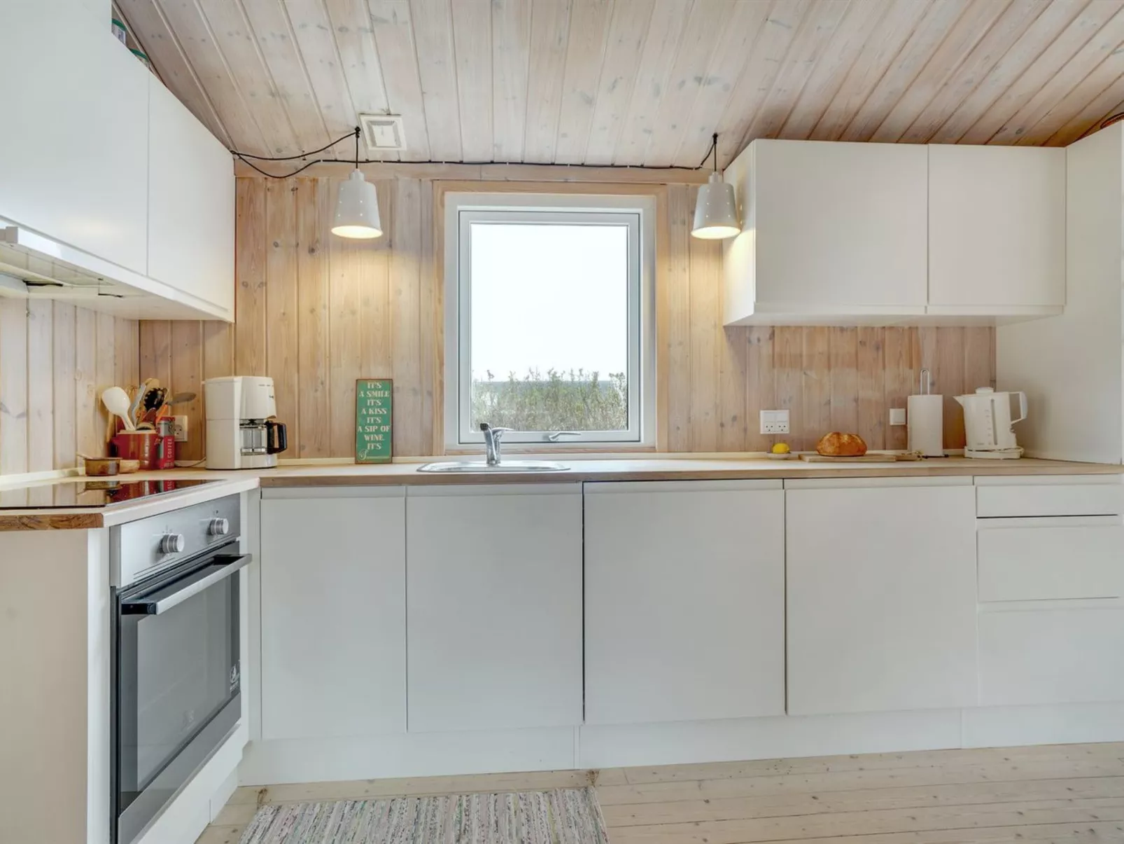 "Mylius" - 100m from the sea-Drinnen