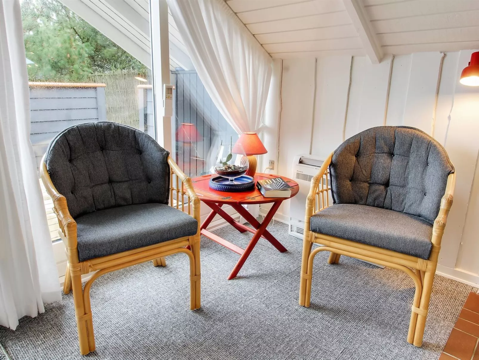 "Josie" - 200m from the sea-Drinnen