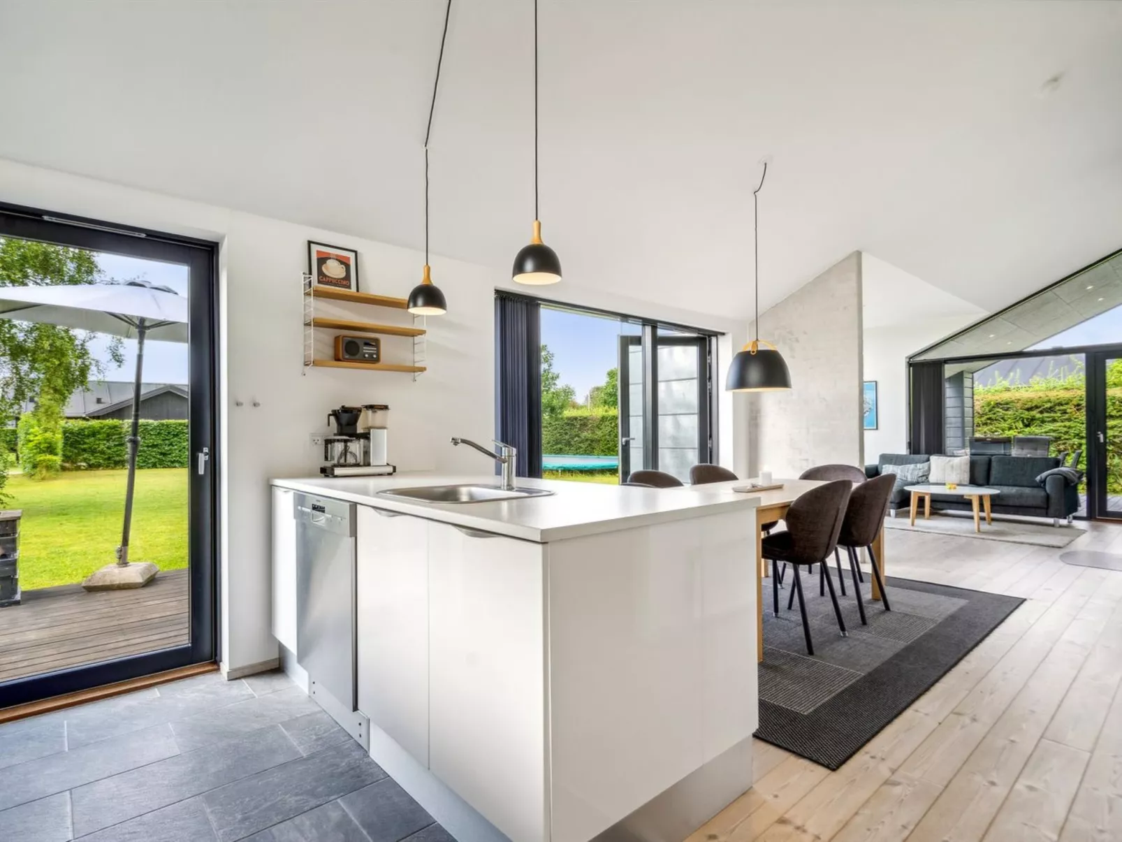 "Yukon" - 150m from the sea-Inside