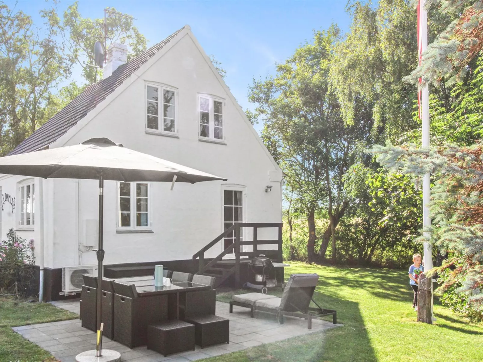 "Rask" - 3km from the sea-Outside