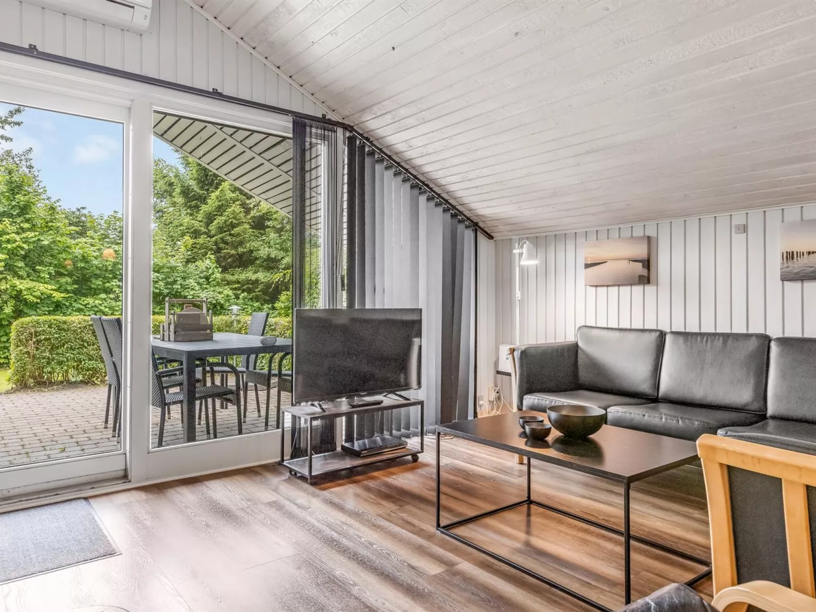 "Corinna" - 28km from the sea-Drinnen