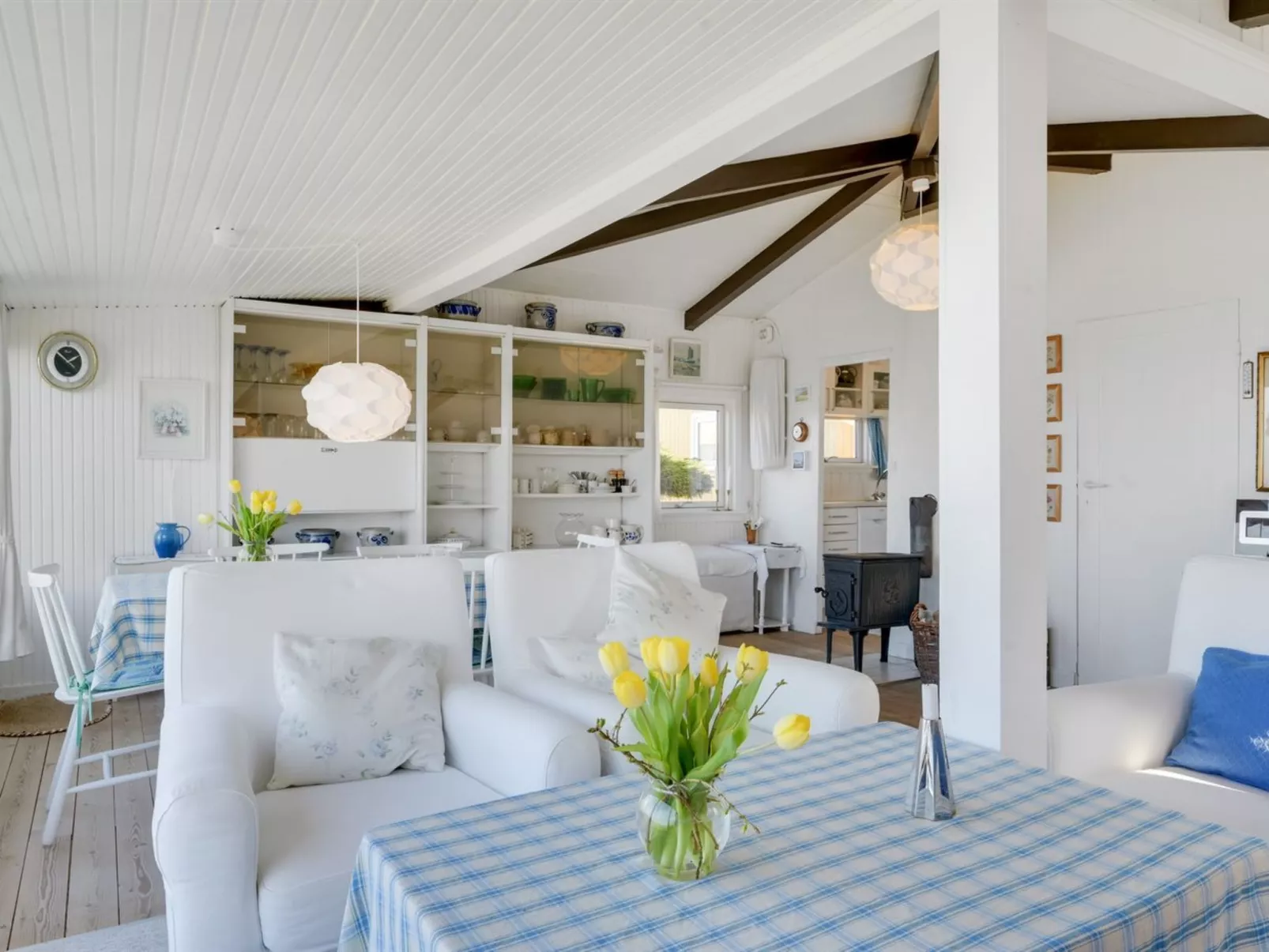 "Orwik" - 30m from the sea-Drinnen