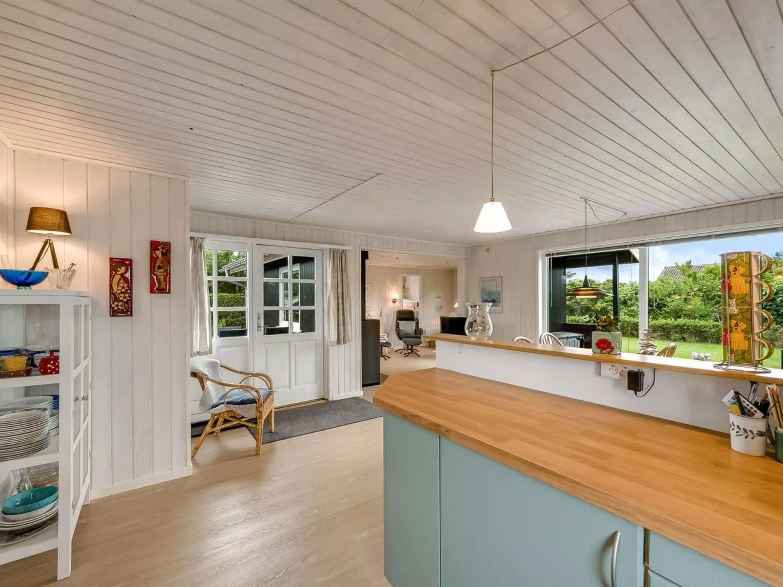 "Theodor" - 180m to the fjord-Dedans