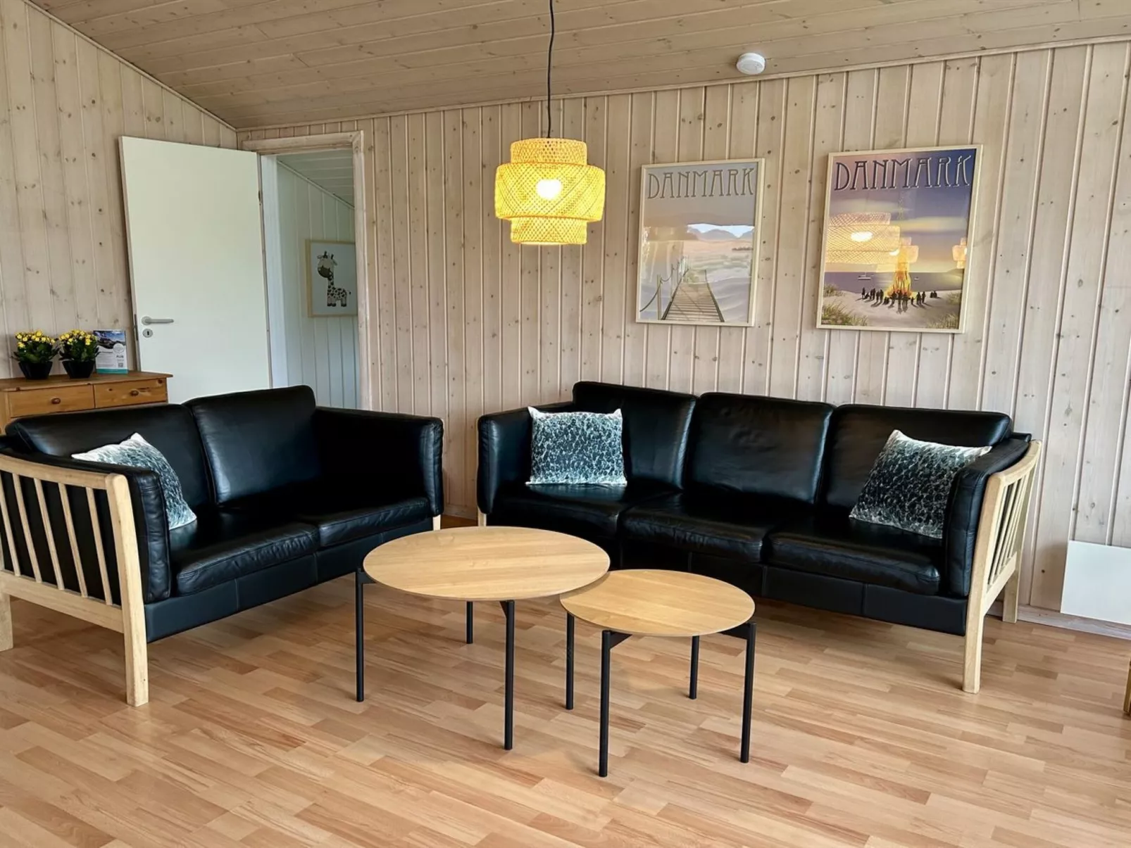 "Picabo" - 750m to the fjord-Inside