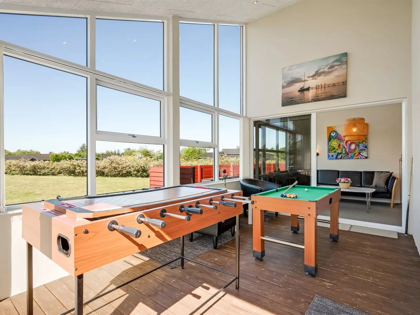 "Hedevig" - 800m to the fjord-Inside