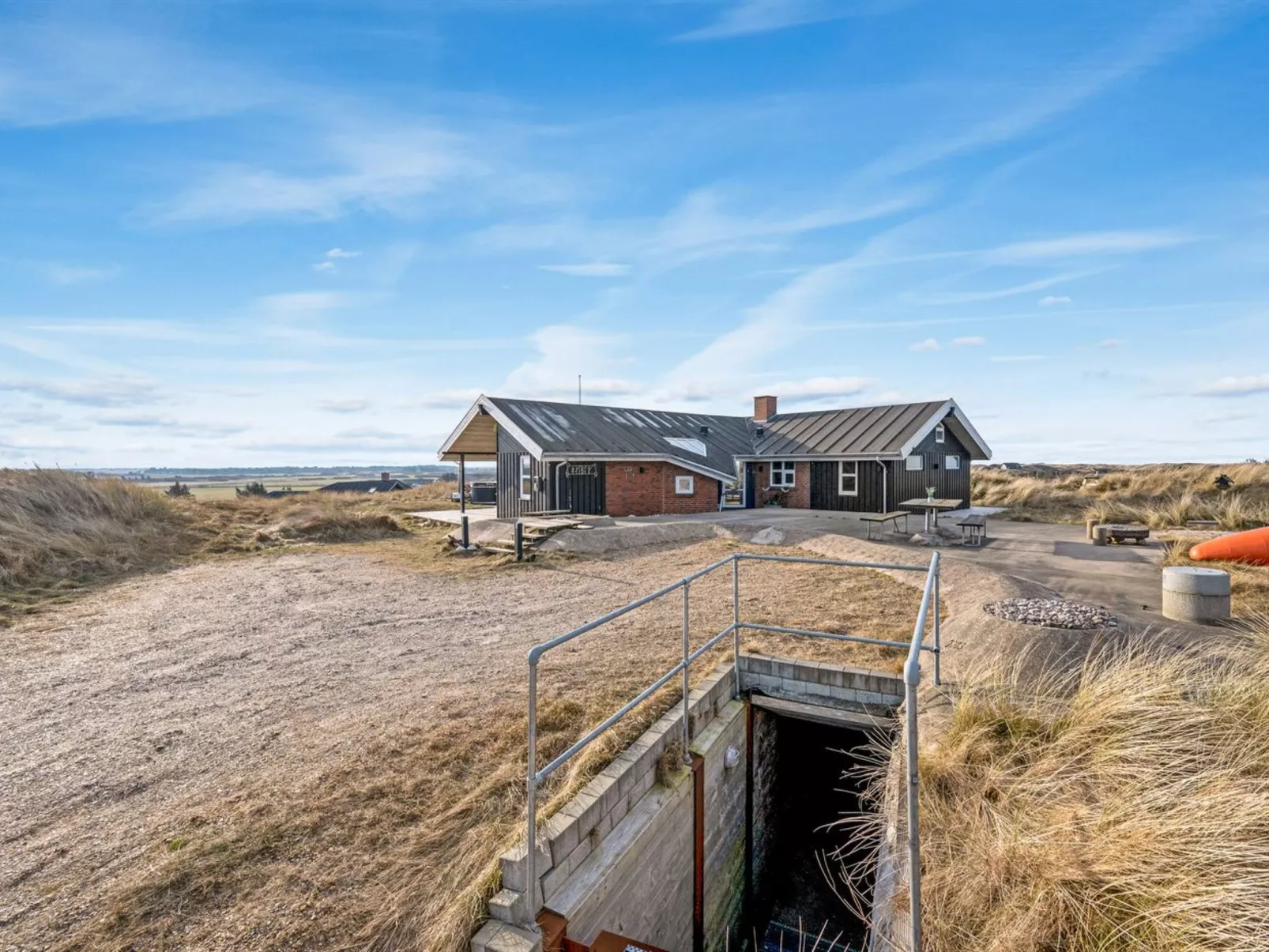 "Tahnee" - 450m from the sea-Outside