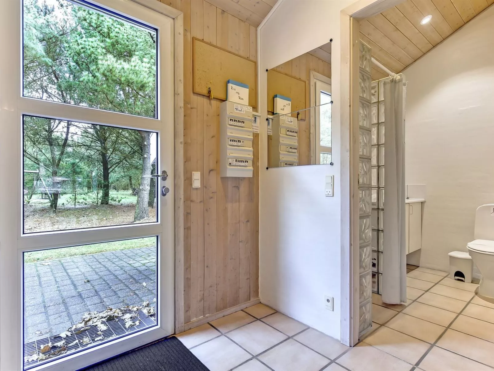 "Luciane" - 2.5km from the sea-Dedans