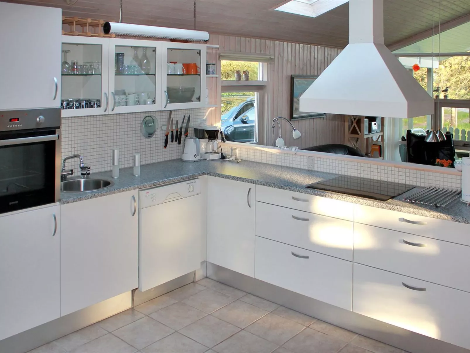 "Annick" - 300m from the sea-Dedans