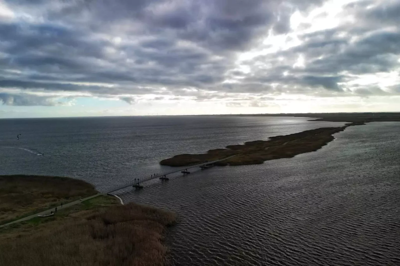 Maison de vacances pour 4 a Ringkøbing-By Traum-Vue sur l'eau