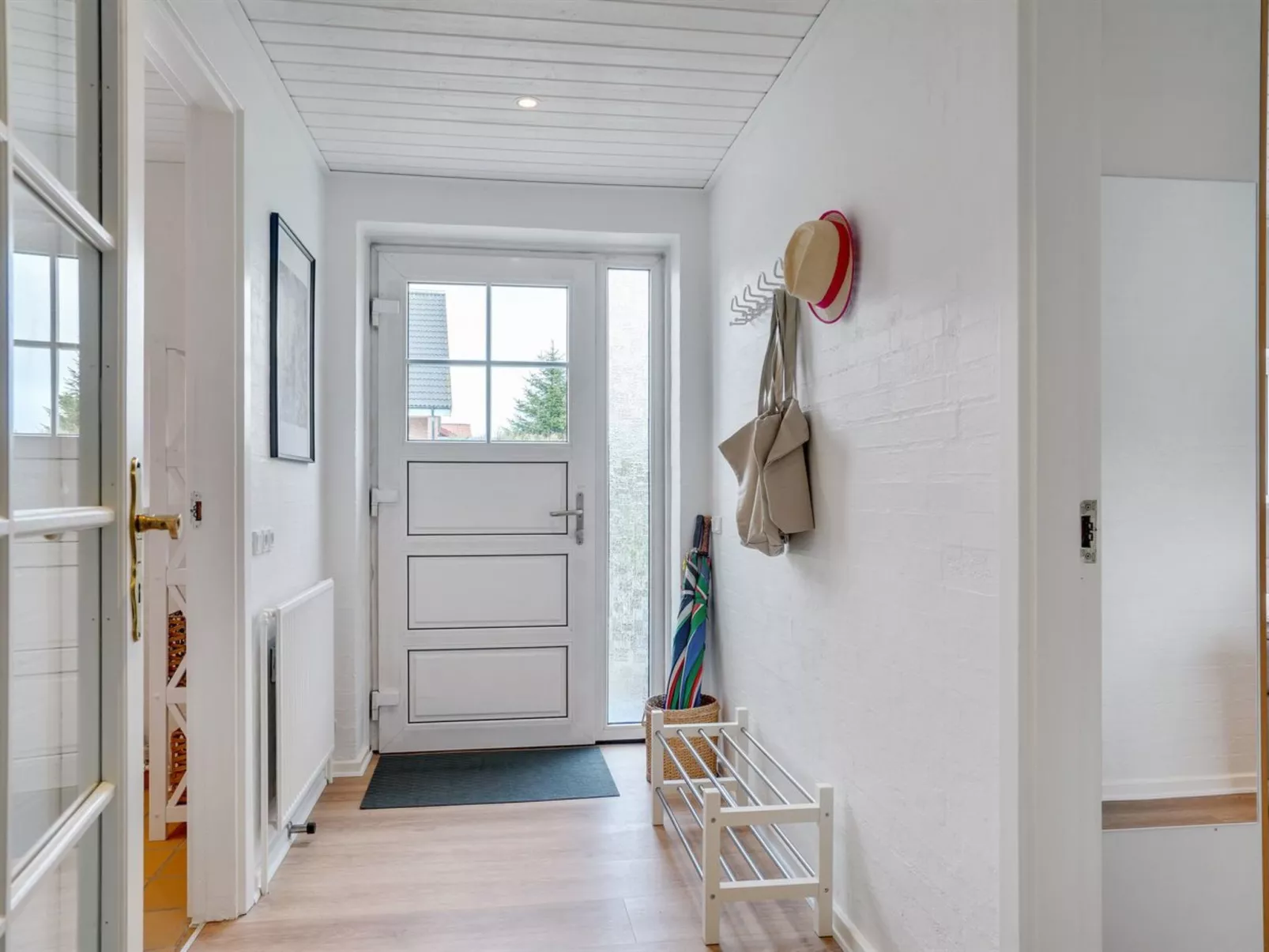 "Kiersten" - 5km from the sea-Inside