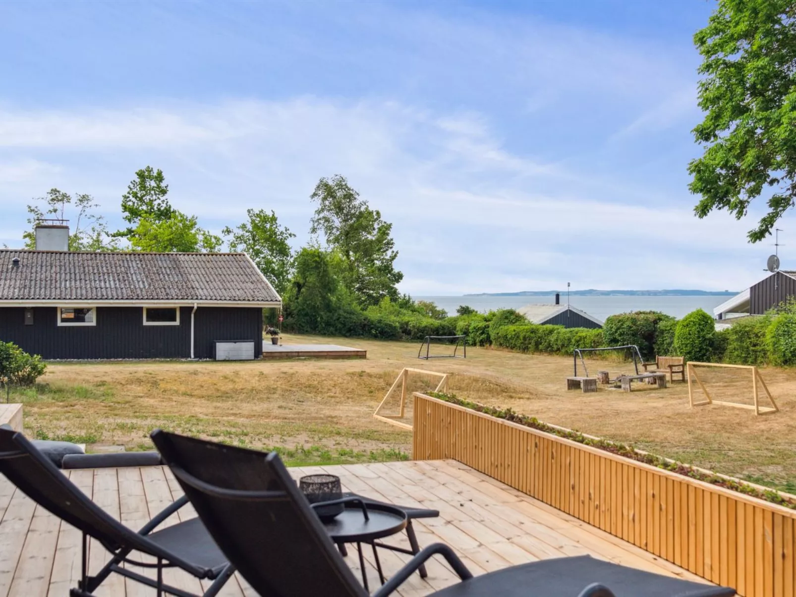 "Edina" - 350m from the sea-Outside