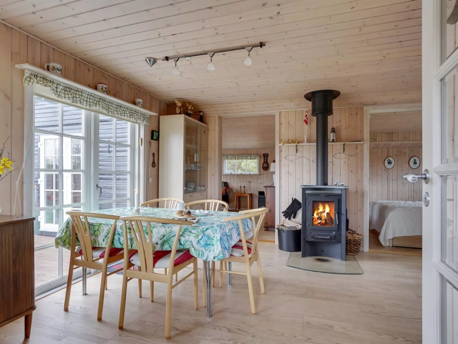 "Haidi" - 300m from the sea-Inside