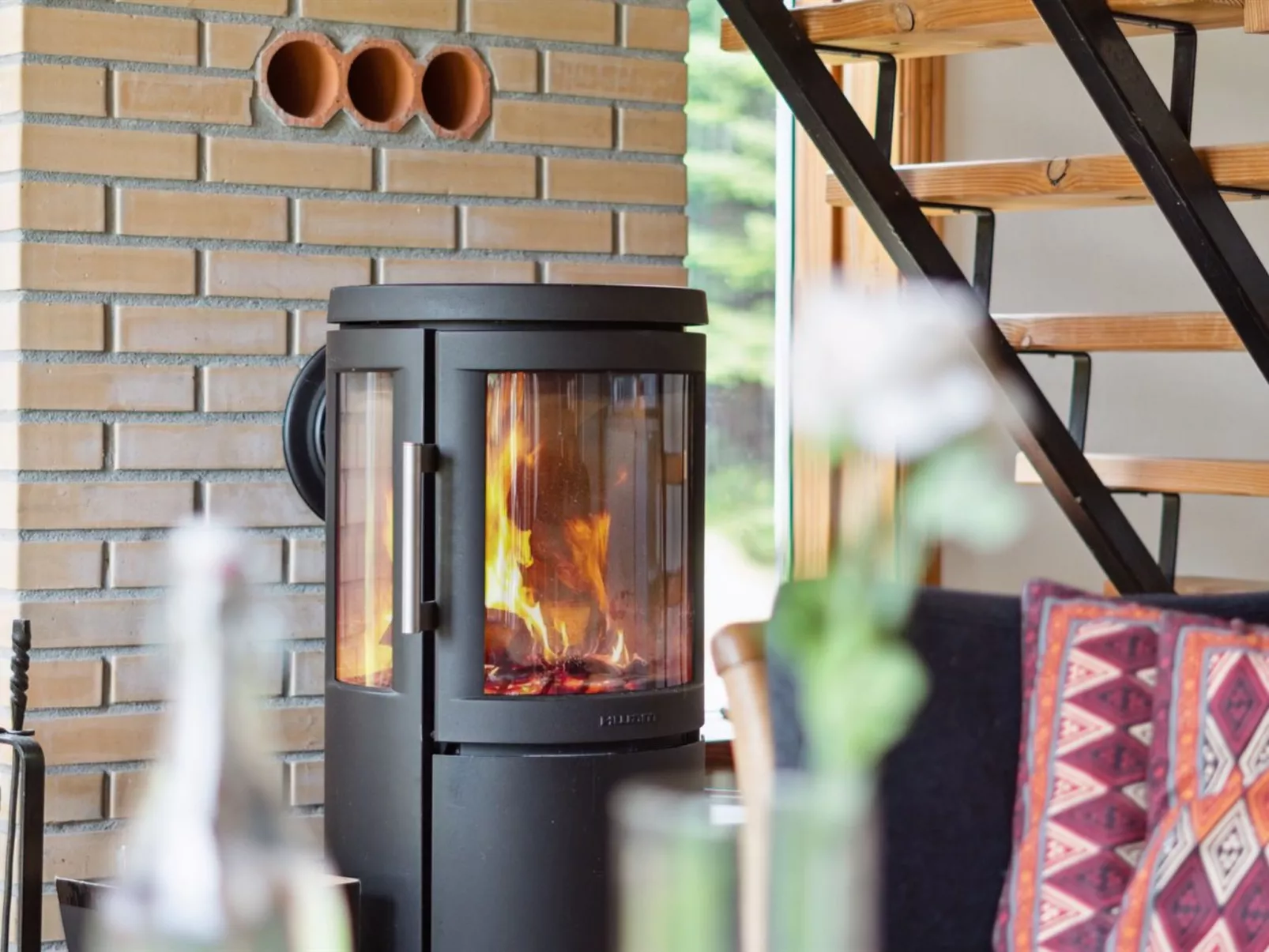 "Thana" - 8km from the sea-Dedans