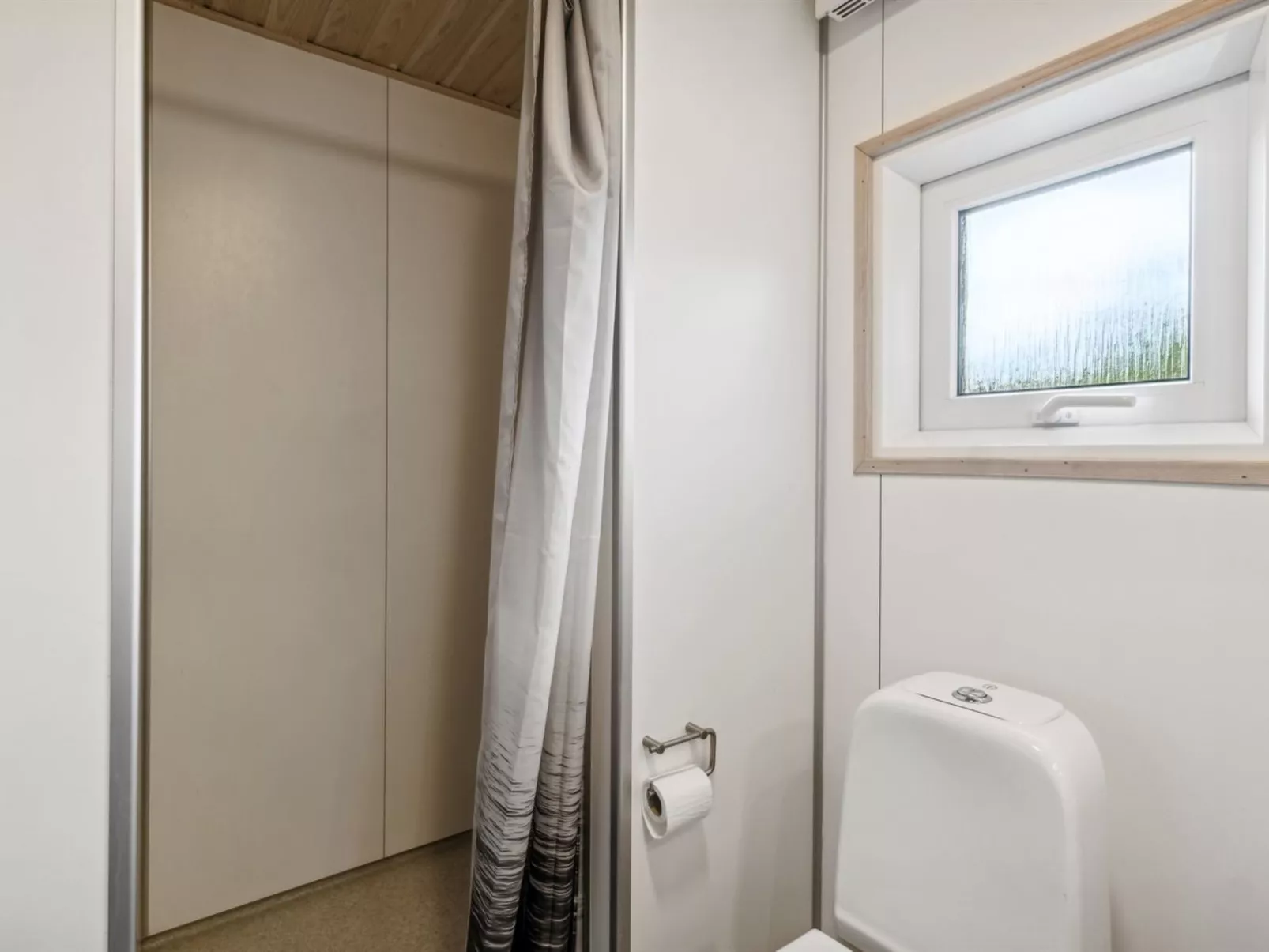 "Akseline" - 300m from the sea-Drinnen