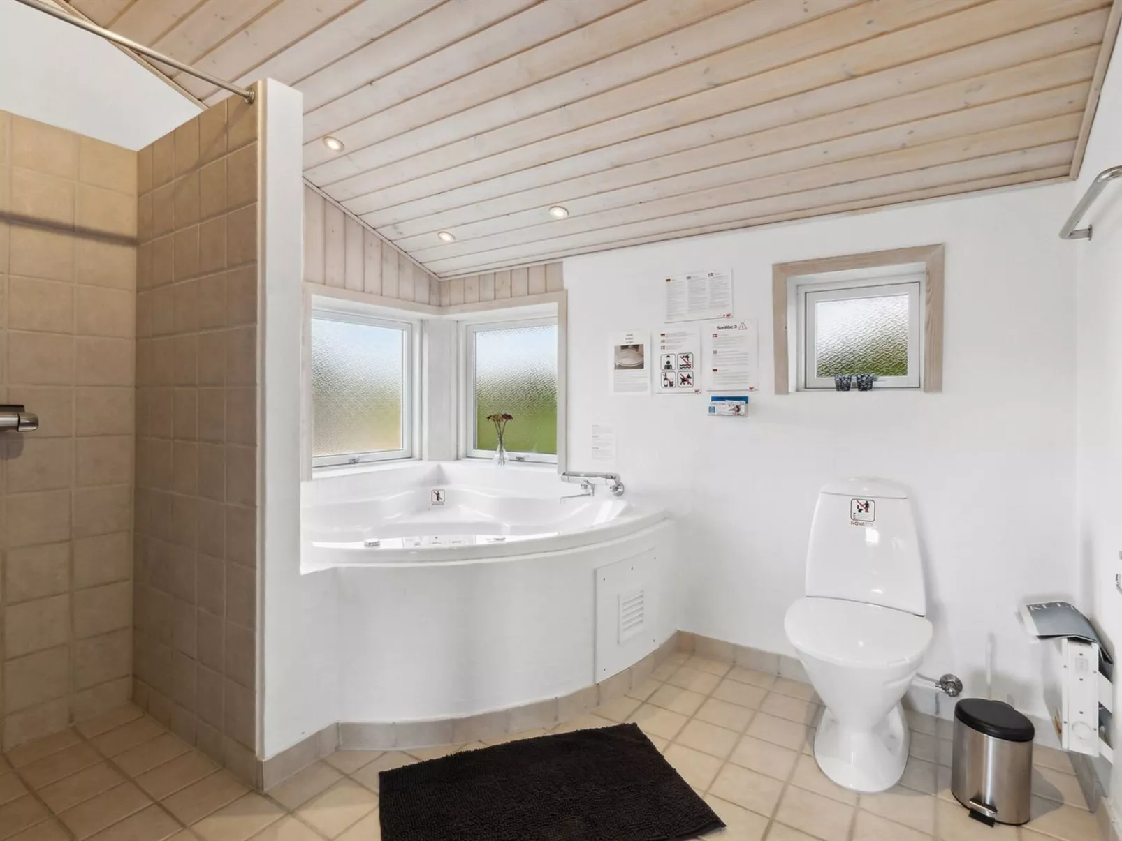 "Miriam" - 400m from the sea-Inside