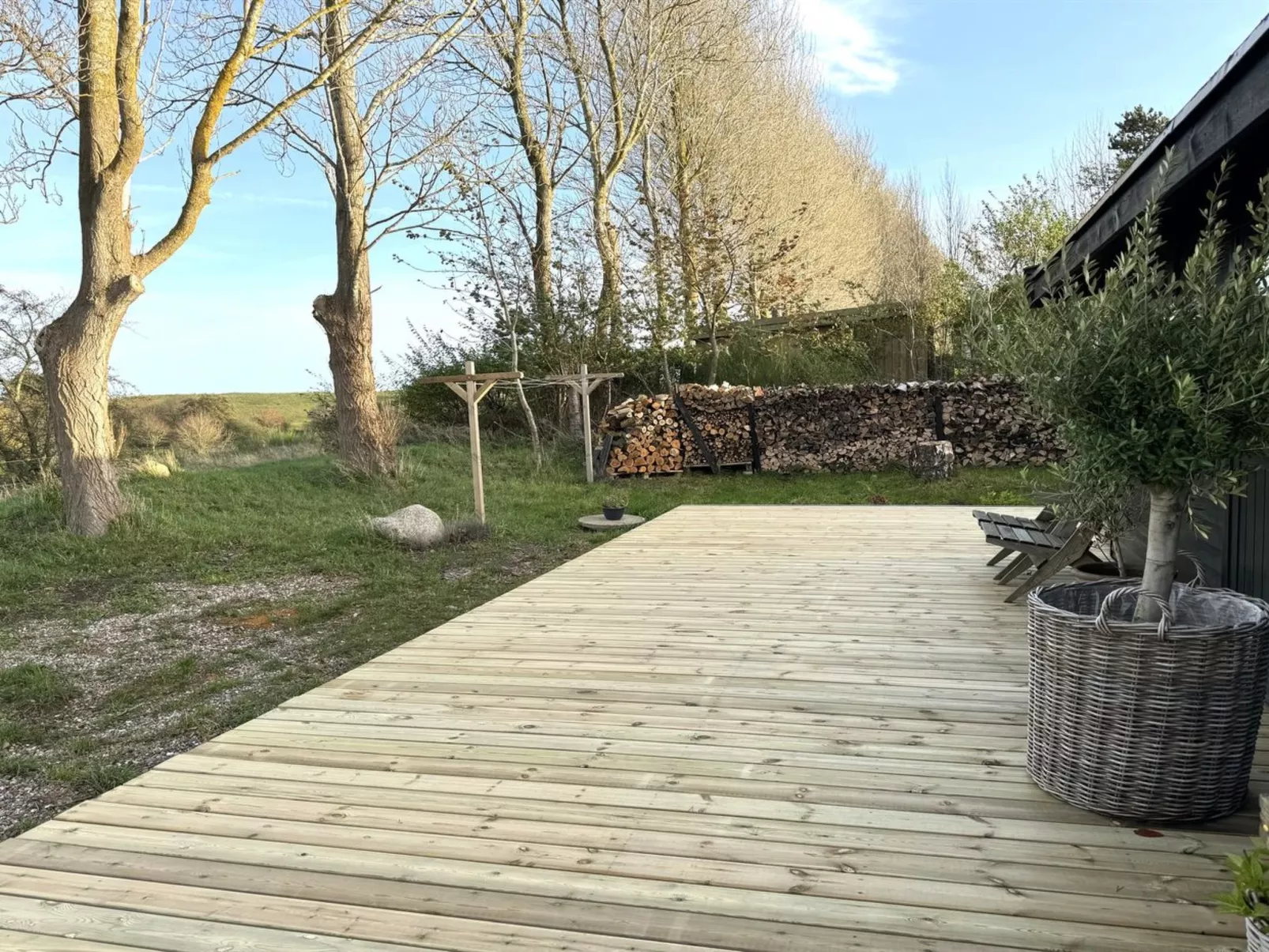 "Aurore" - 1.3km from the sea-Outside