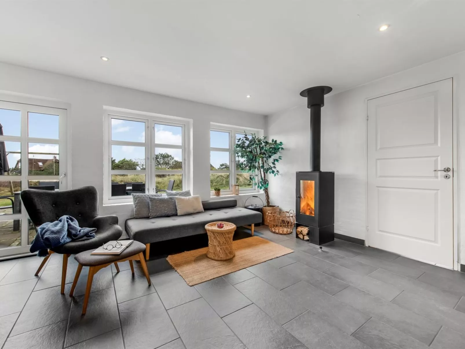 "Axeline" - 300m from the sea-Drinnen