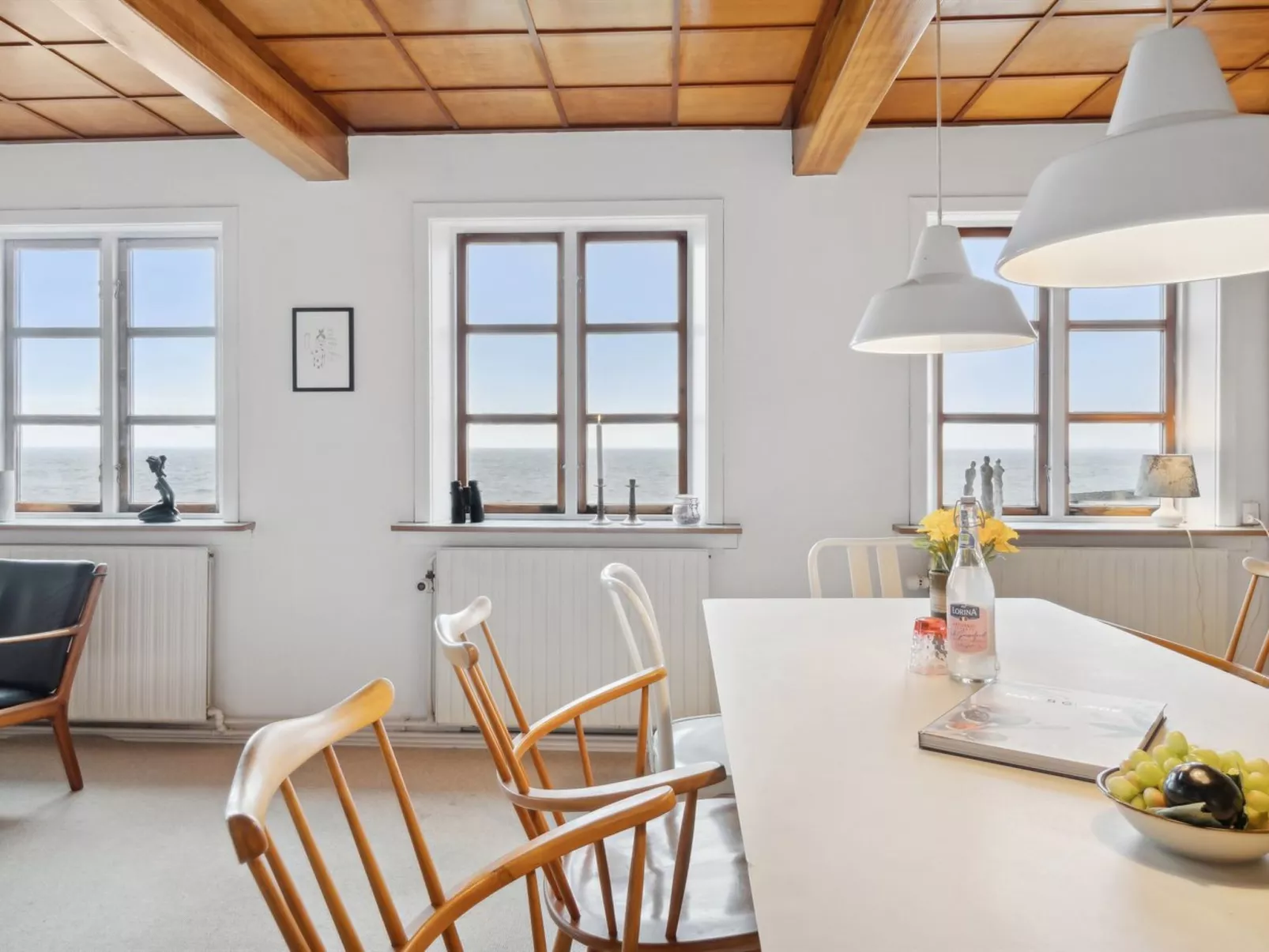 "Scarlet" - 5m from the sea-Drinnen