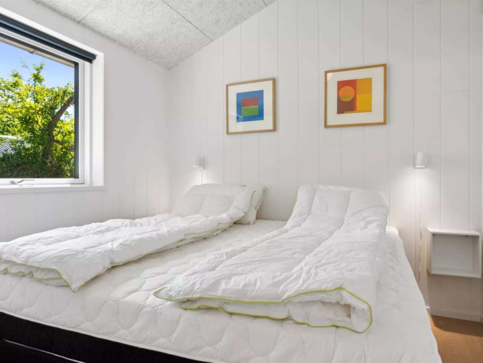 "Nicolas" - 500m from the sea-Dedans