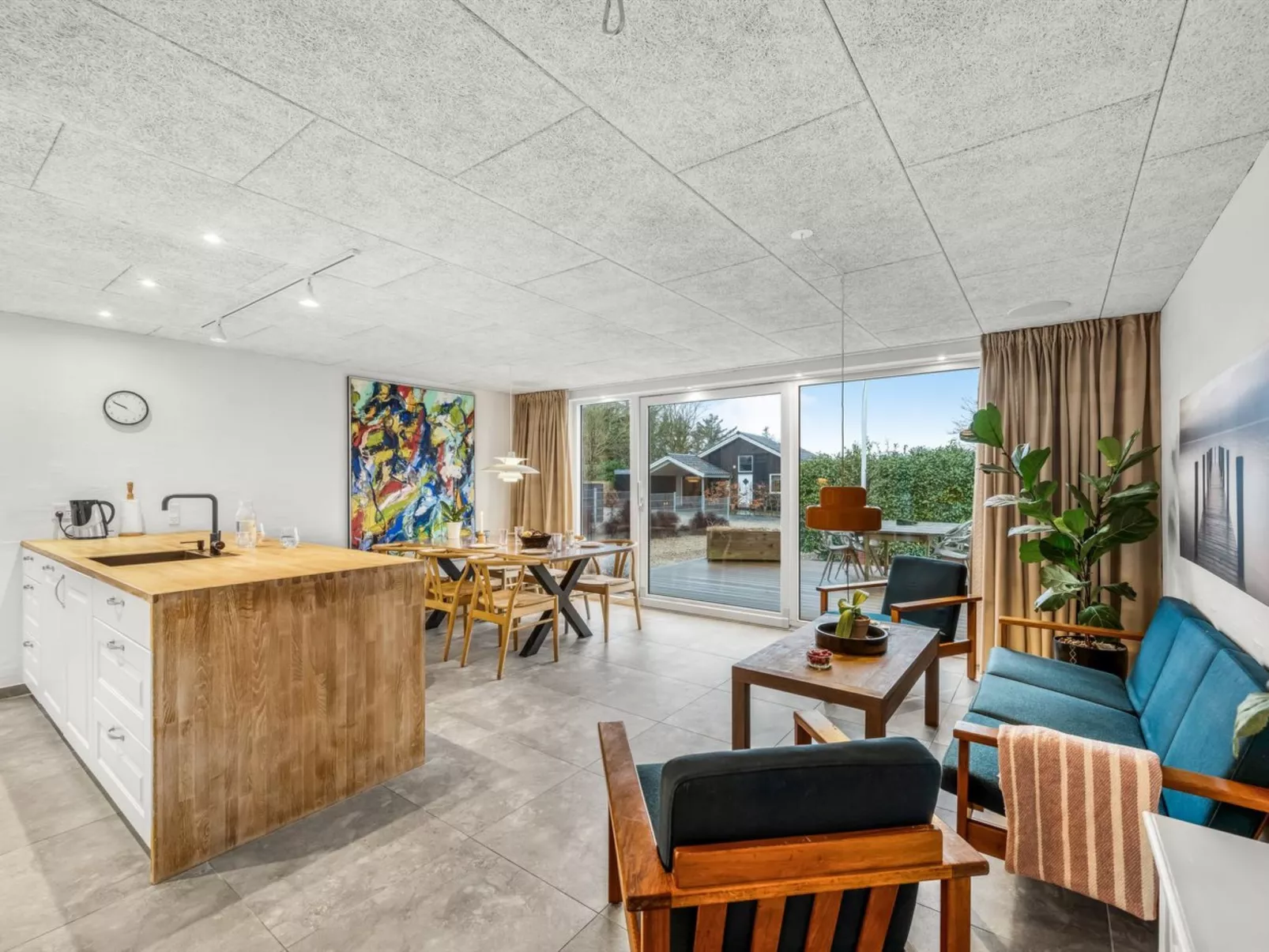 "Elisabetha" - 100m from the sea-Dedans