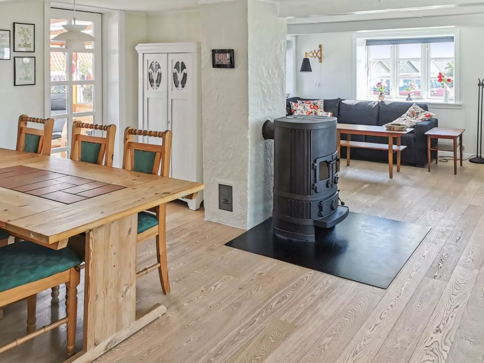 "Elvira" - 300m from the sea-Inside