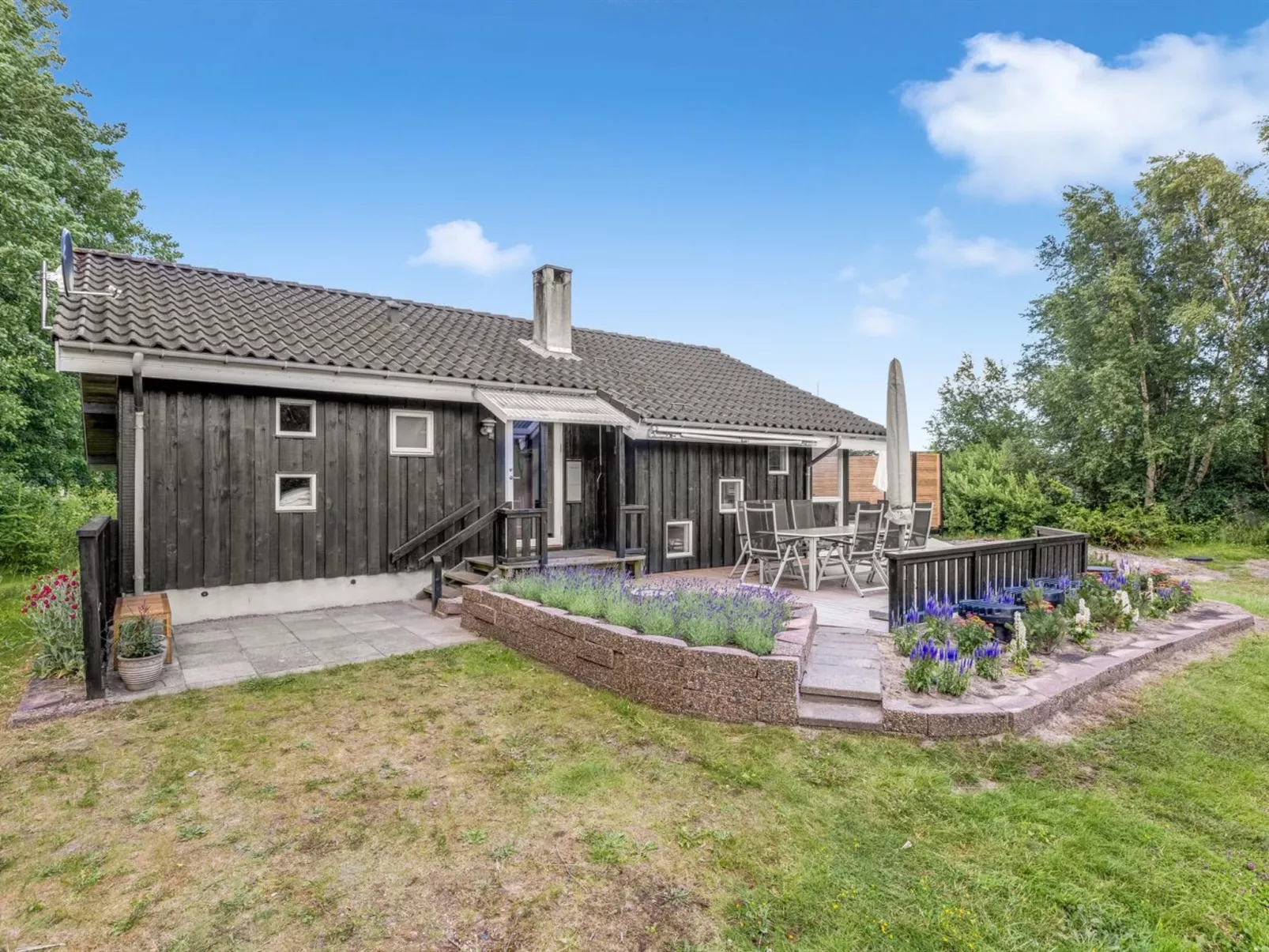 "Griselda" - 400m from the sea-Outside