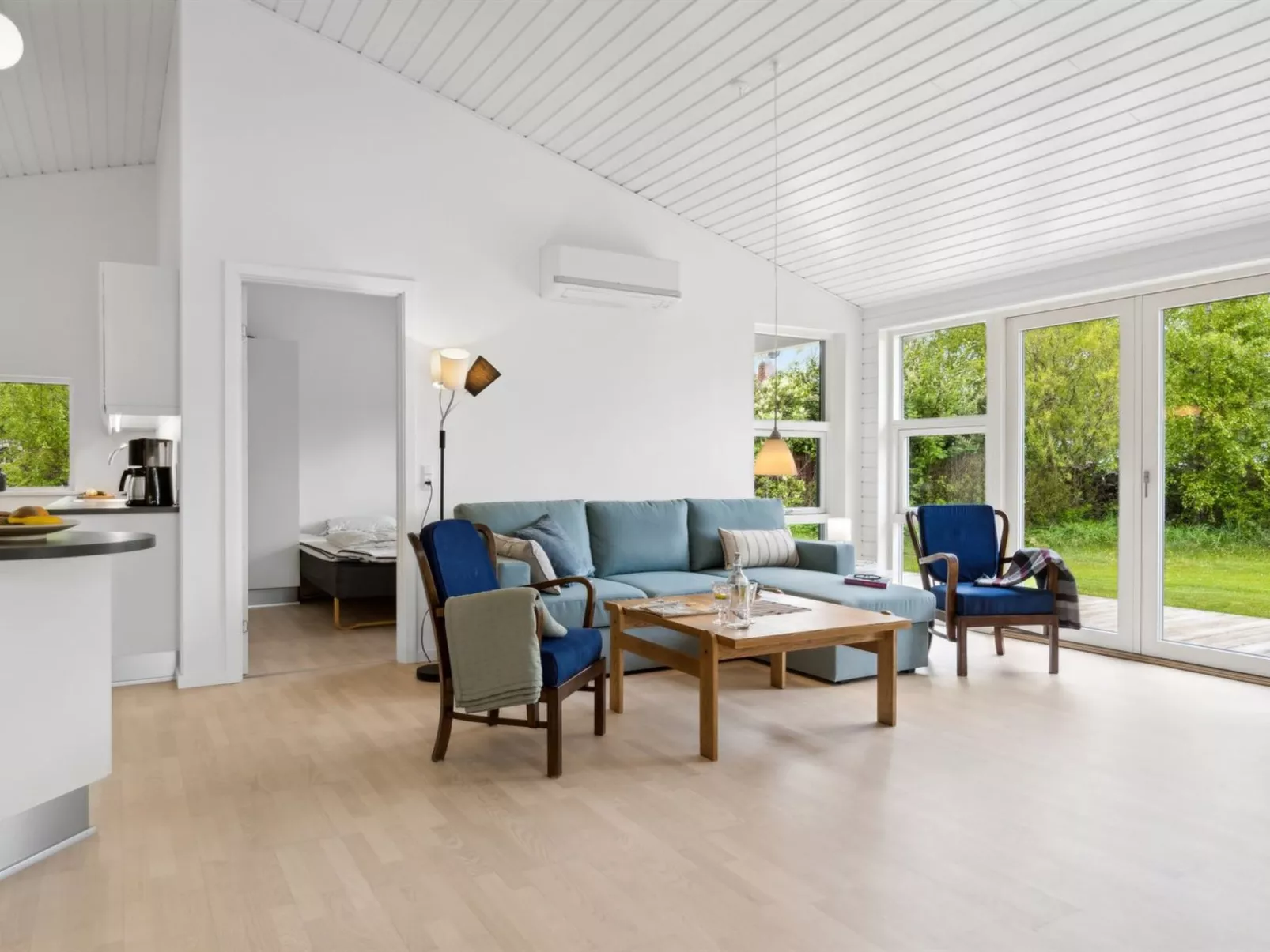 "Majvor" - 200m from the sea-Inside