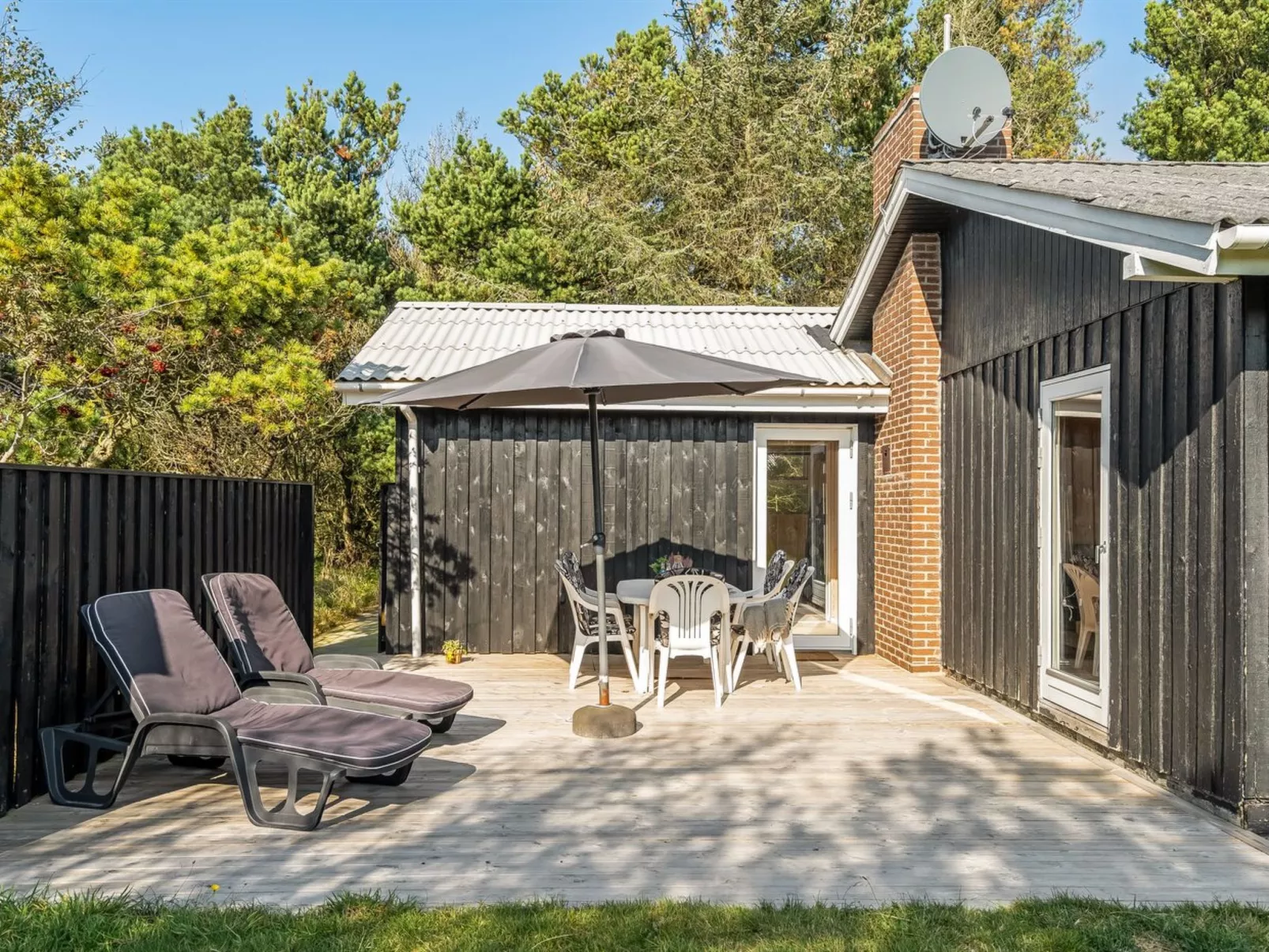 "Swenki" - 700m from the sea-Outside