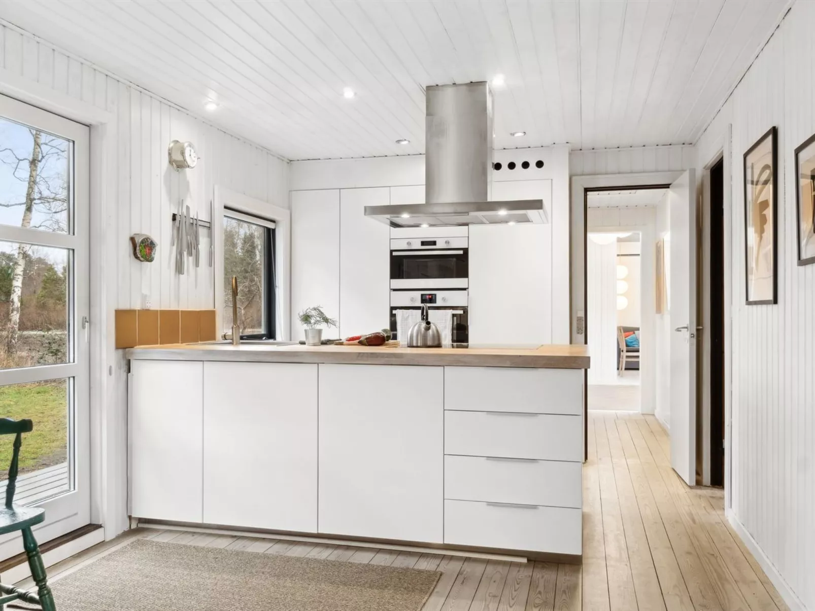 "Iliane" - 450m from the sea-Inside