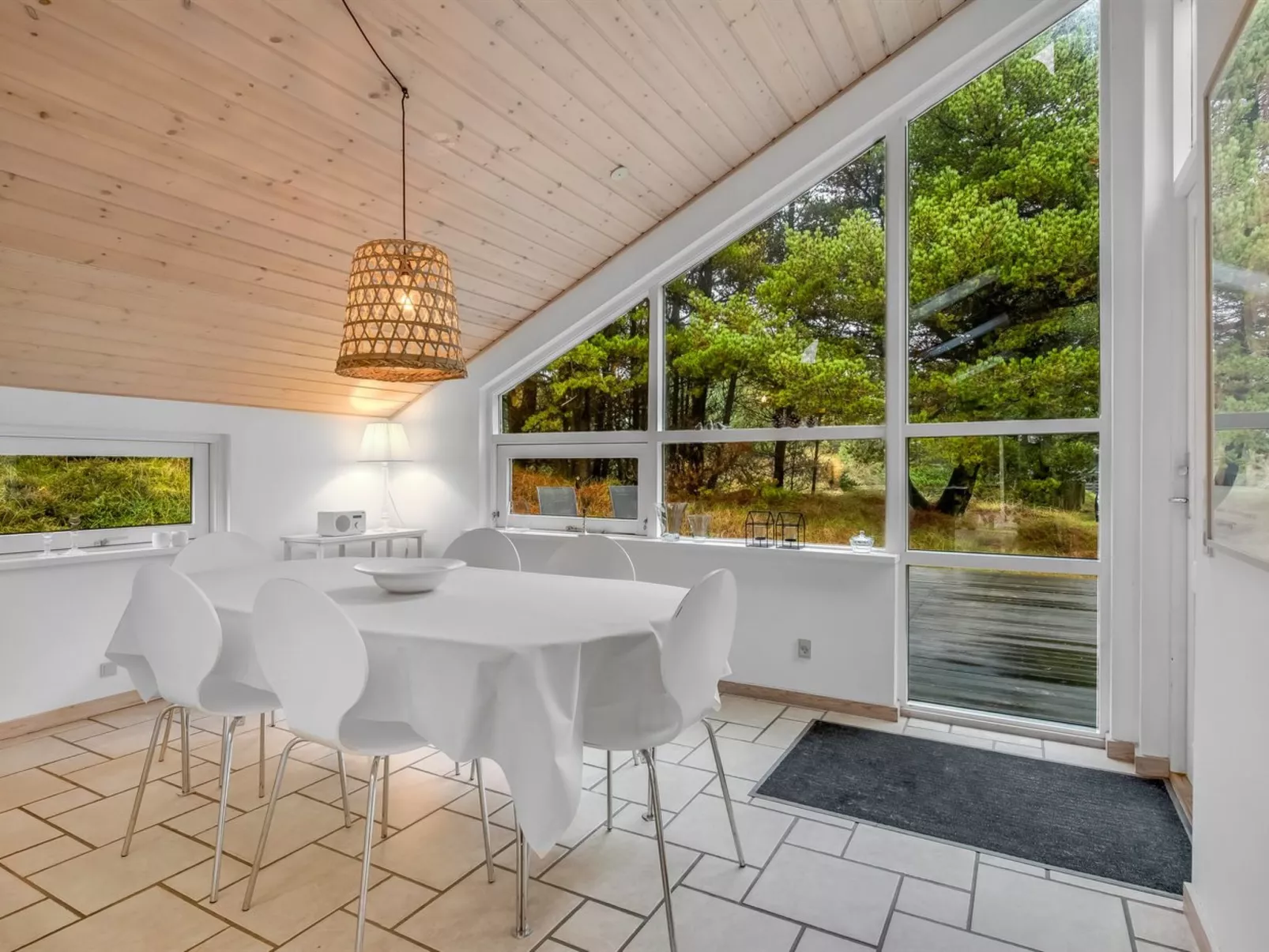 "Emila" - 2.2km from the sea-Drinnen