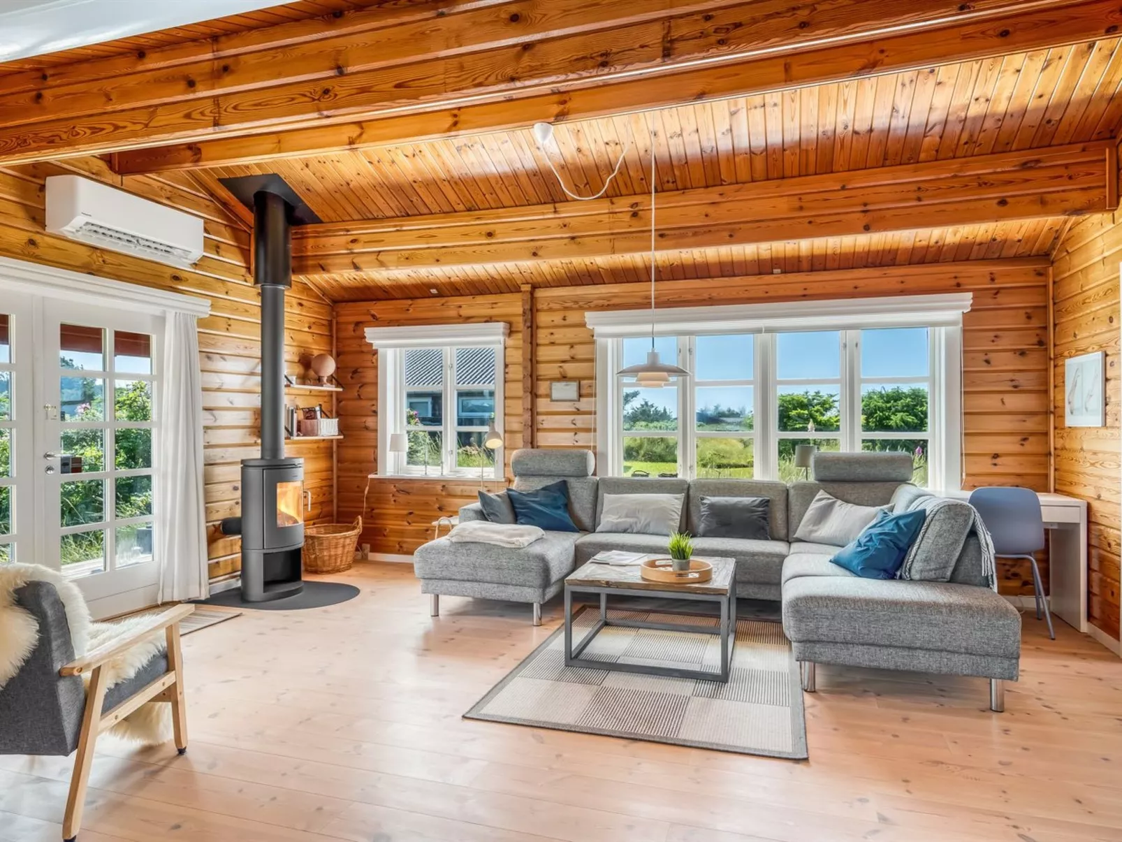 "Patti" - 280m from the sea-Inside