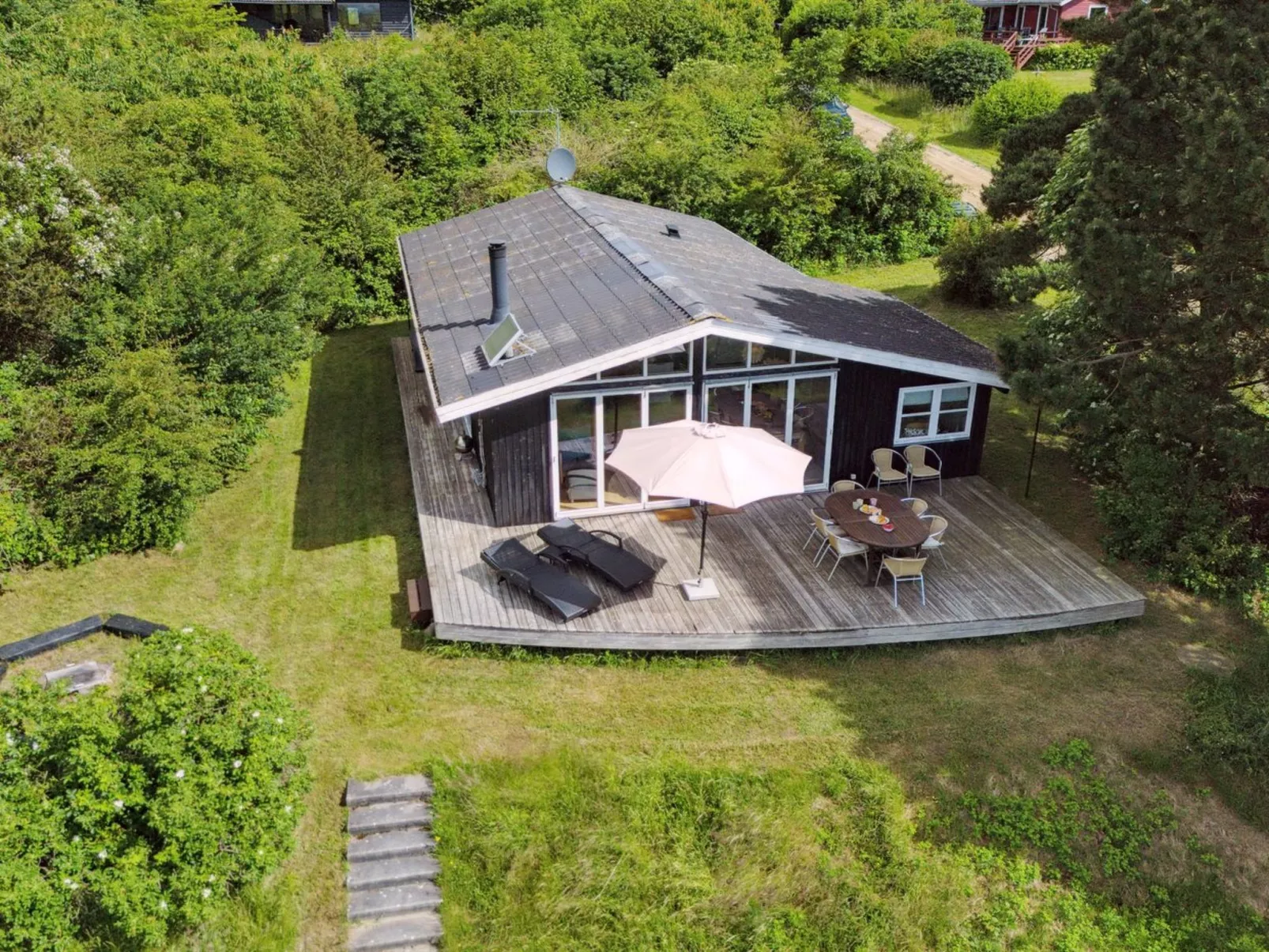 "Stygg" - 400m from the sea-Outside