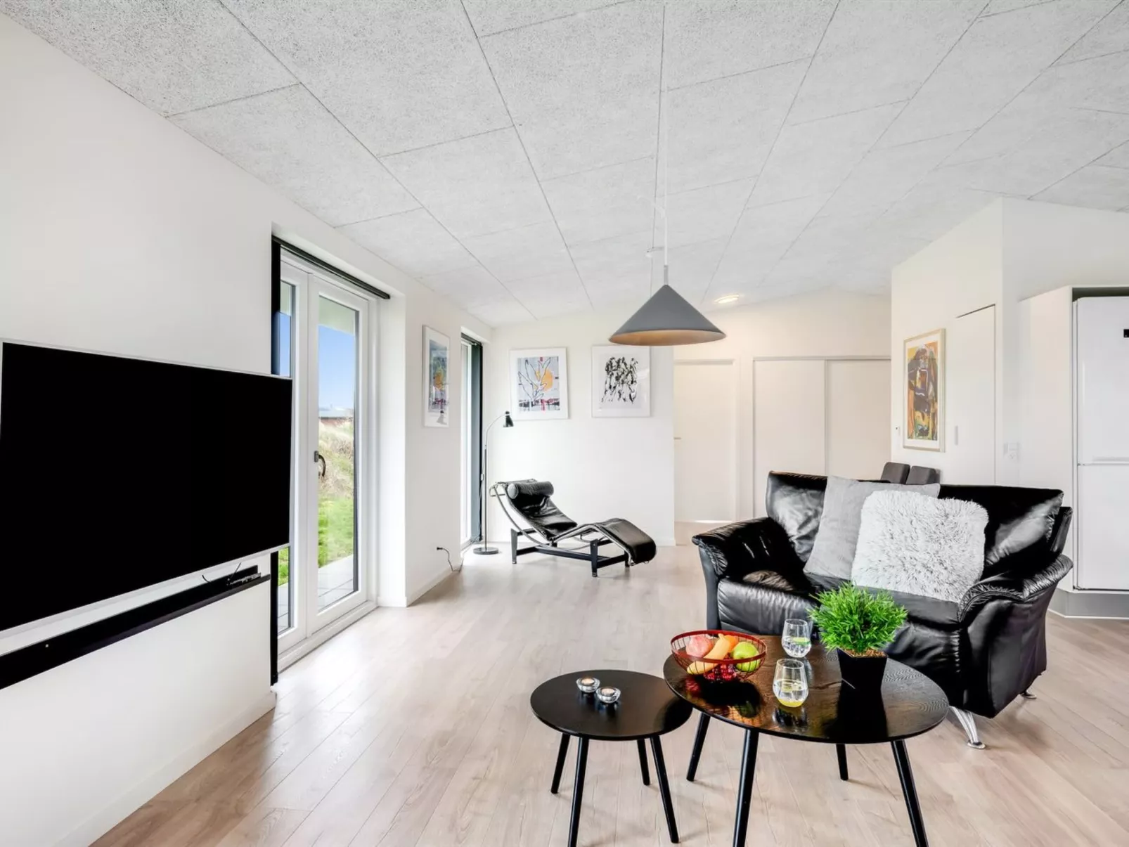 "Dorrit" - 1.2km from the sea-Drinnen