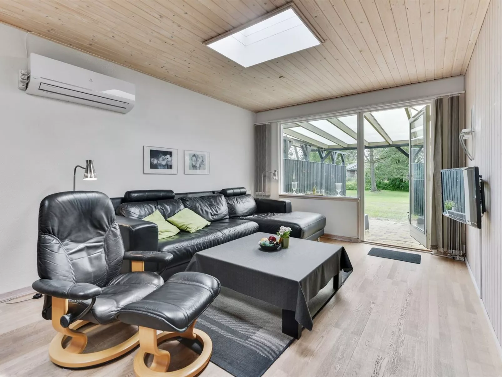 "Ragnborg" - 900m from the sea-Inside