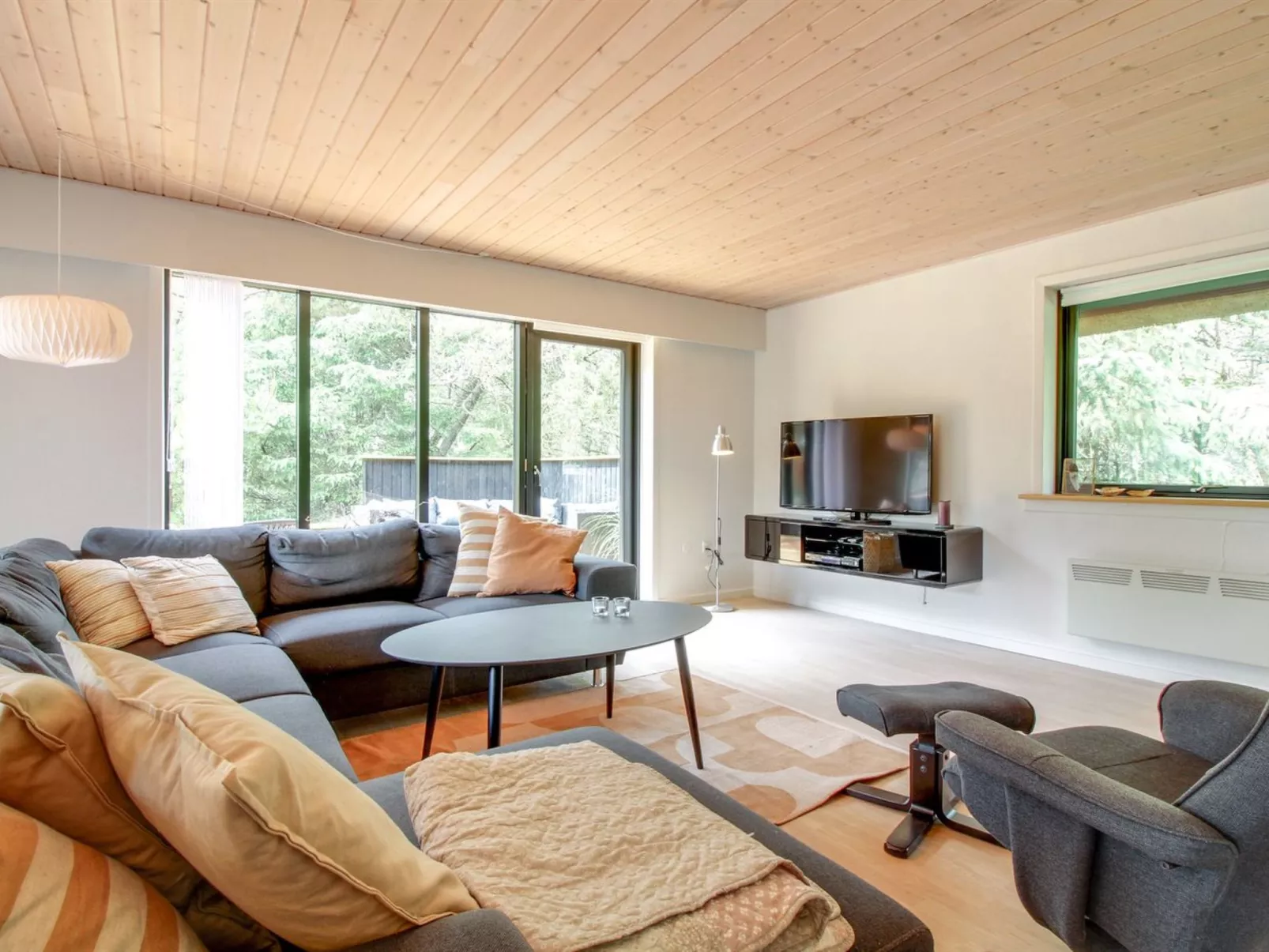 "Gunkil" - 800m from the sea-Inside