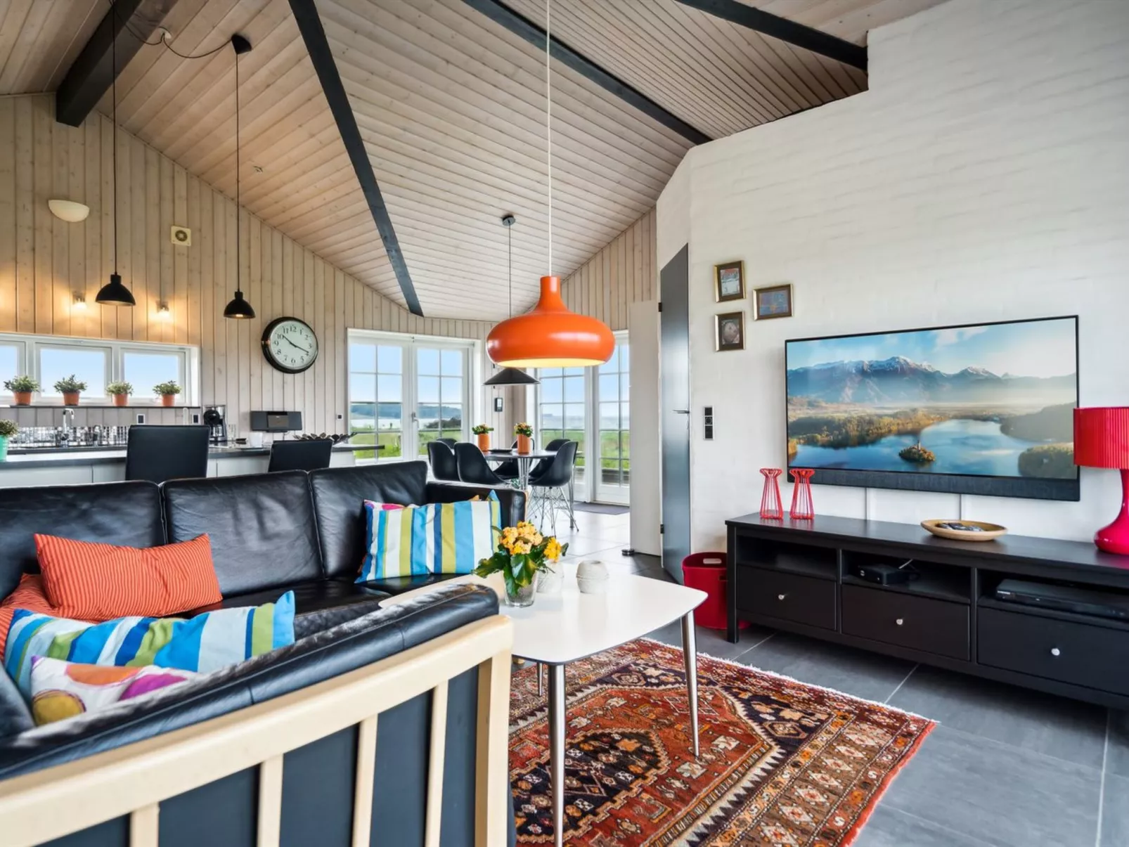 "Dory" - 30m from the sea-Inside