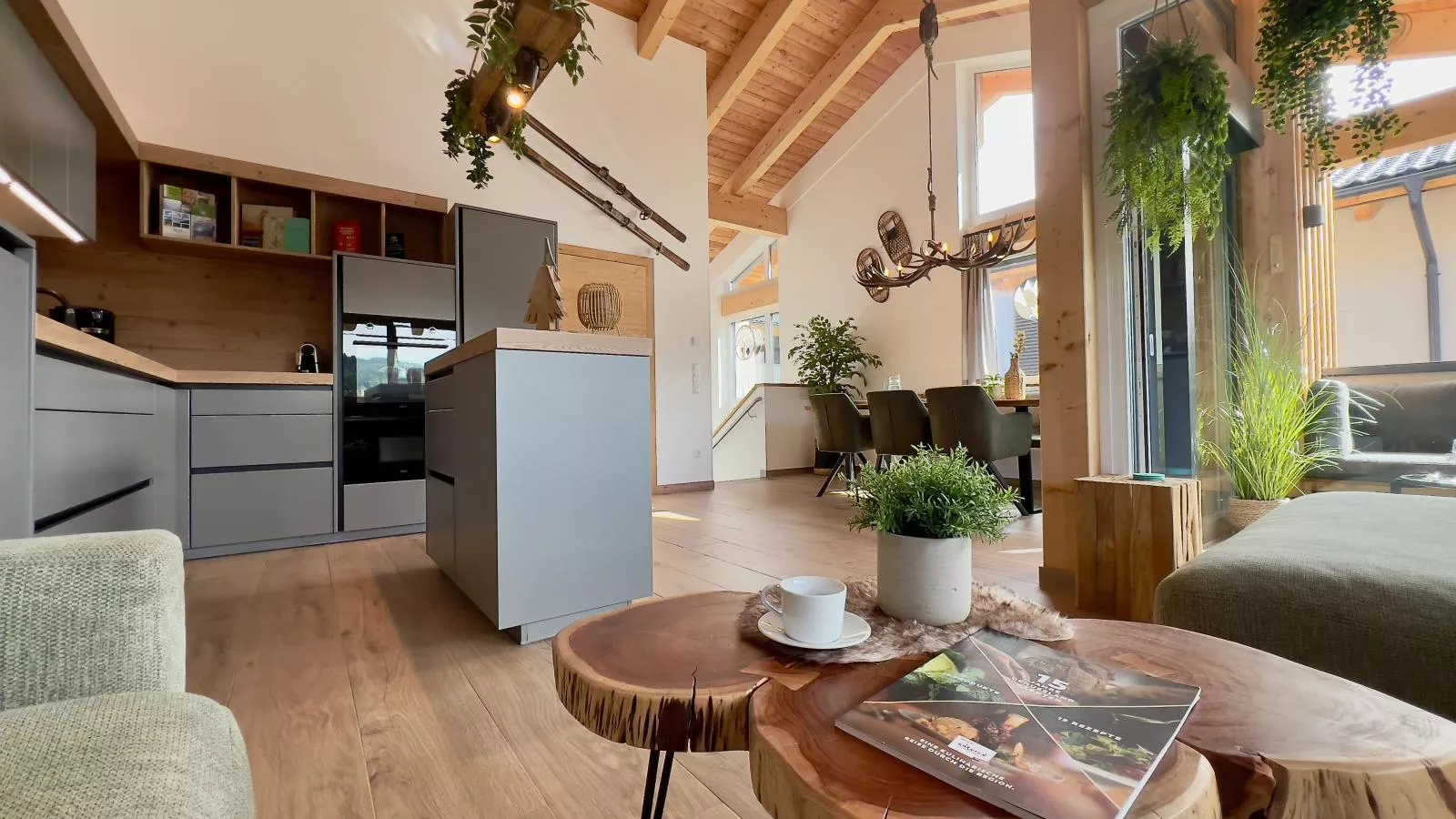 Grebenzen Lodge Edelweiss-Living room